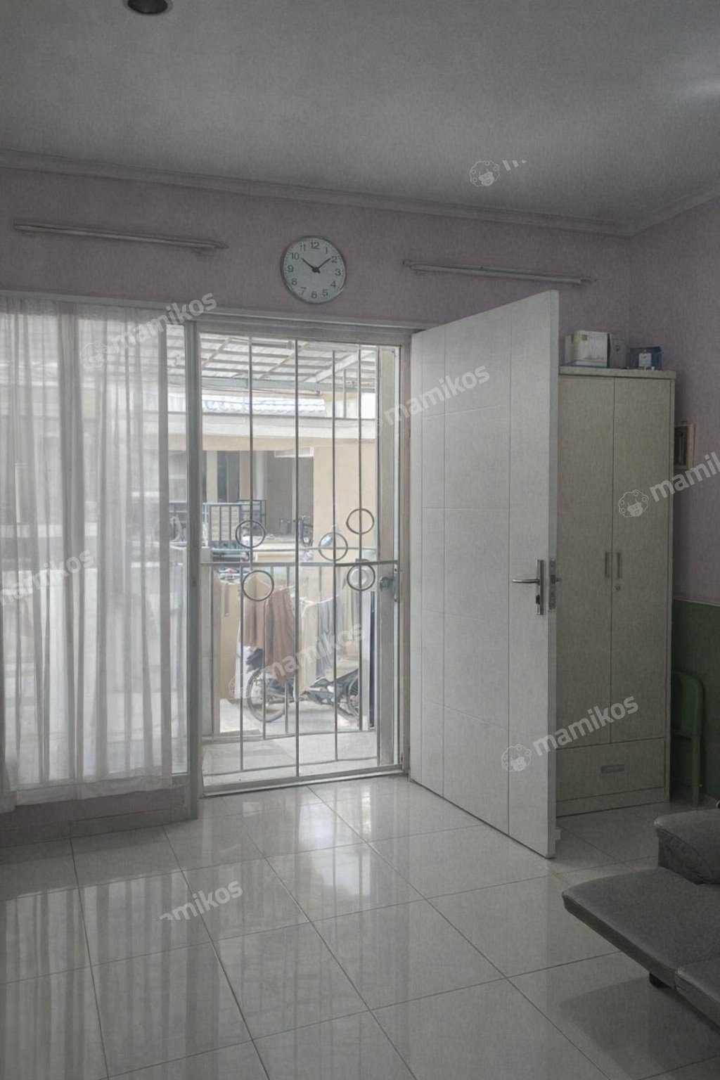Rumah 4 Kamar Tidur 4 Kamar Mandi 2 Lantai Cengkareng Jakarta Barat - Photo 2