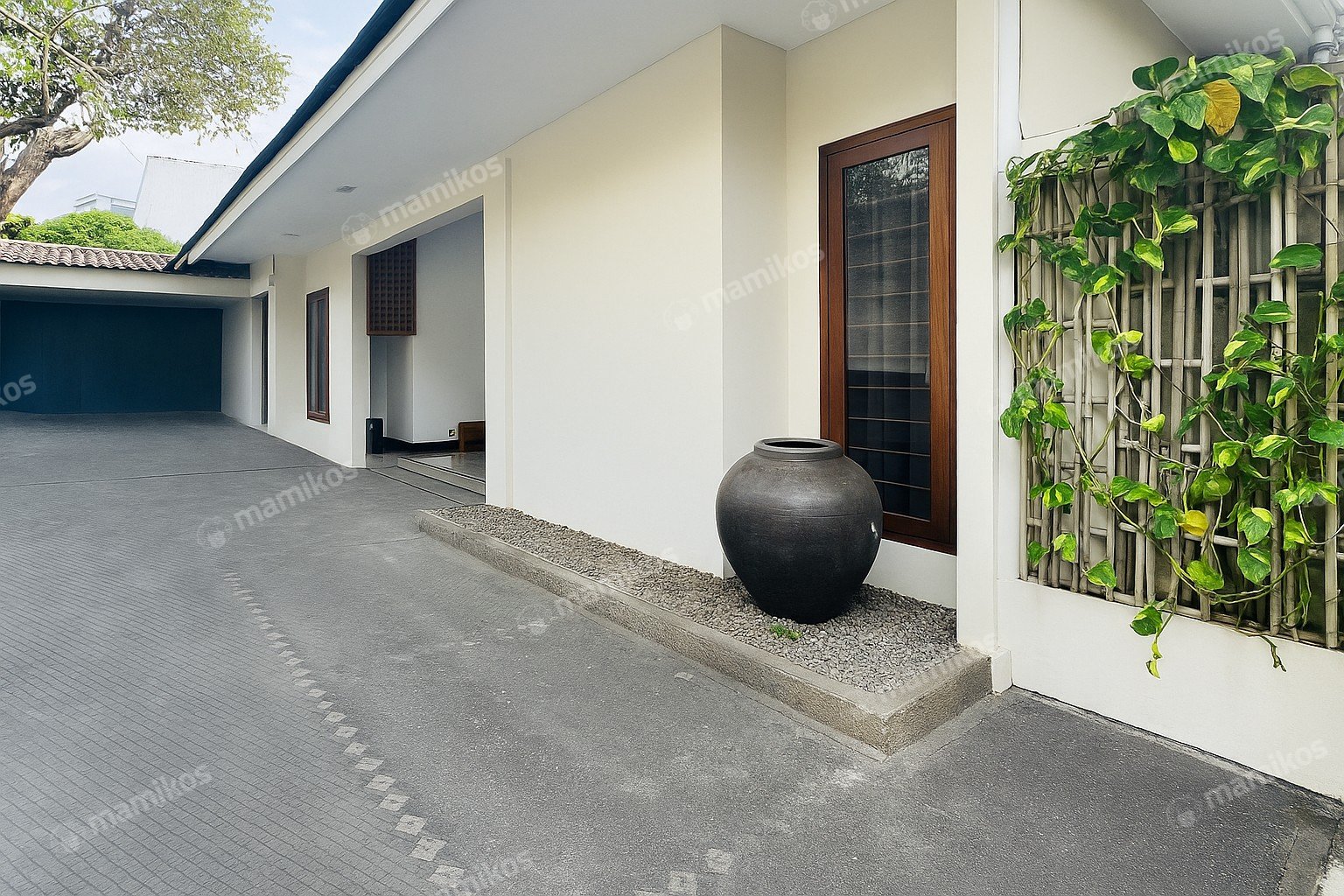 Rumah Sertifikat SHM 6 Kamar Tidur 3 Kamar Mandi Cipete Jakarta Selatan