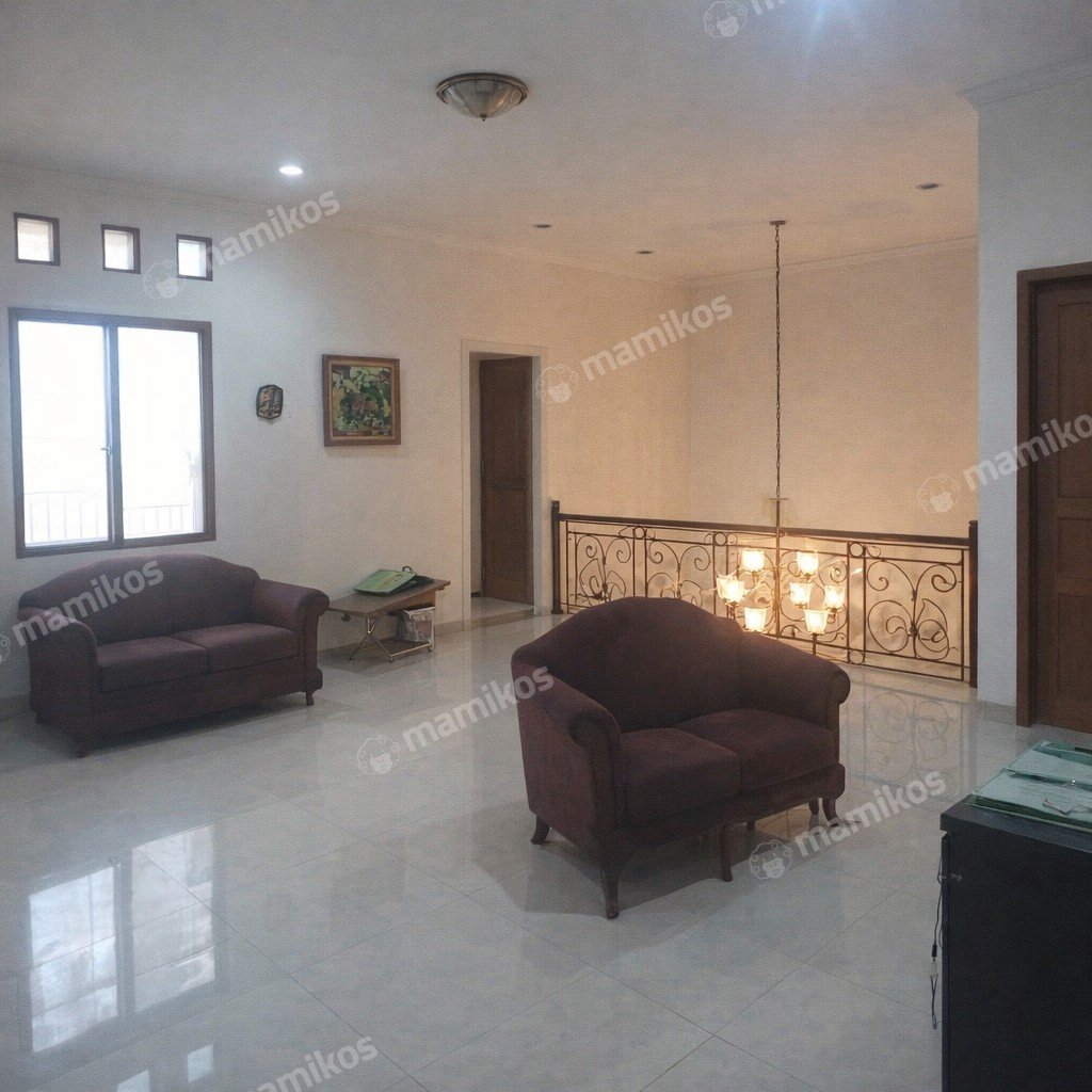Rumah Sertifikat SHM 8 Kamar Tidur 4 Kamar Mandi Kemanggisan Jakarta Barat - Photo 4