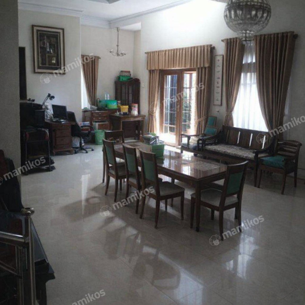 Rumah Sertifikat SHM 5 Kamar Tidur 3 Kamar Mandi Duren Sawit Jakarta Timur - Photo 2