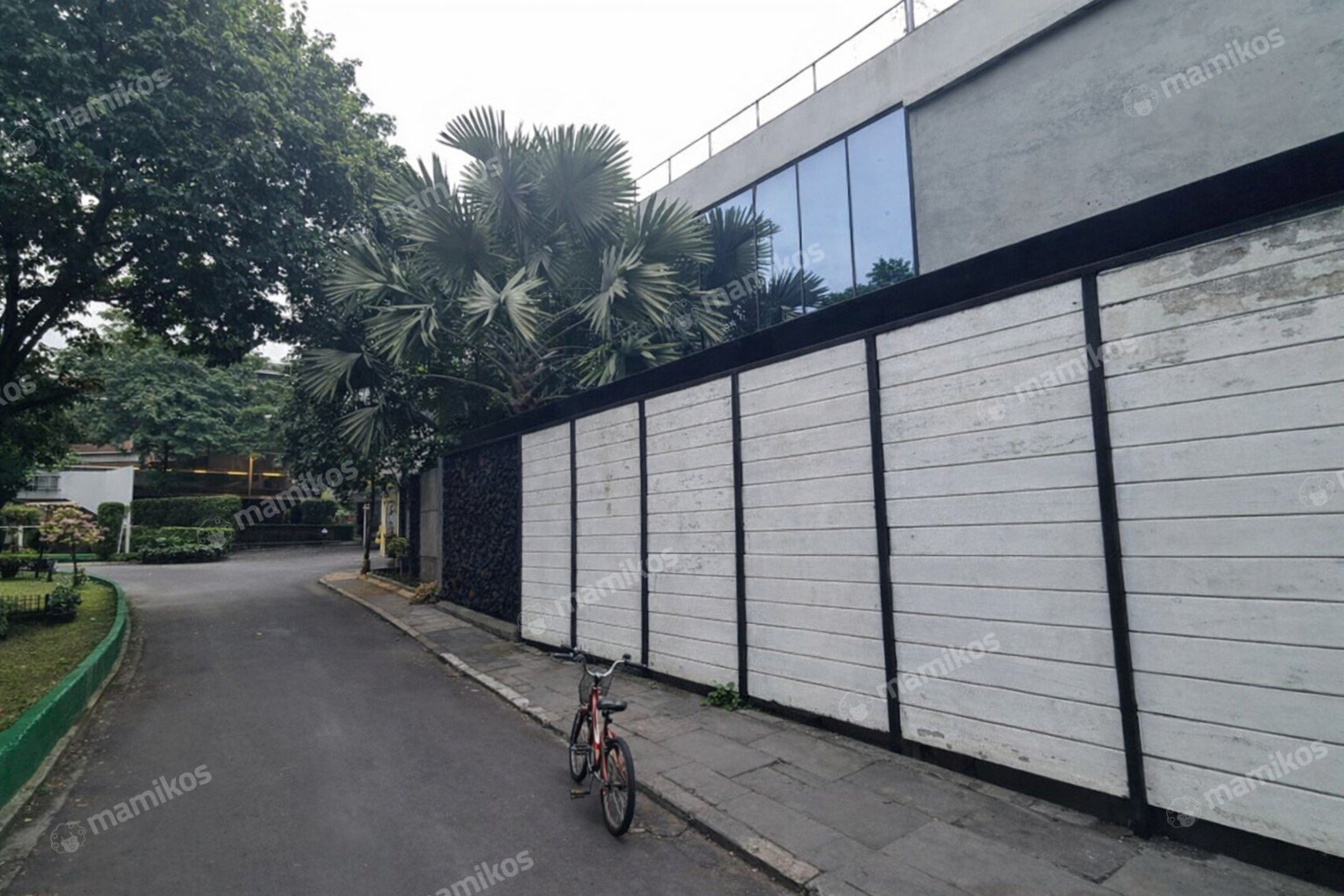 Rumah Sertifikat SHM 4 Kamar Tidur 4 Kamar Mandi Kebayoran Baru Jakarta Selatan