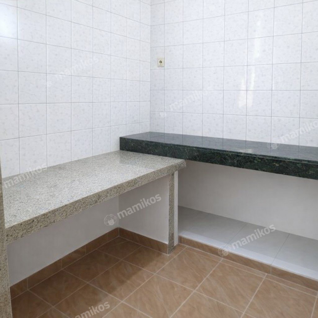 Rumah Sertifikat SHM 3 Kamar Tidur 2 Kamar Mandi Tanjung Duren Jakarta Barat - Photo 3