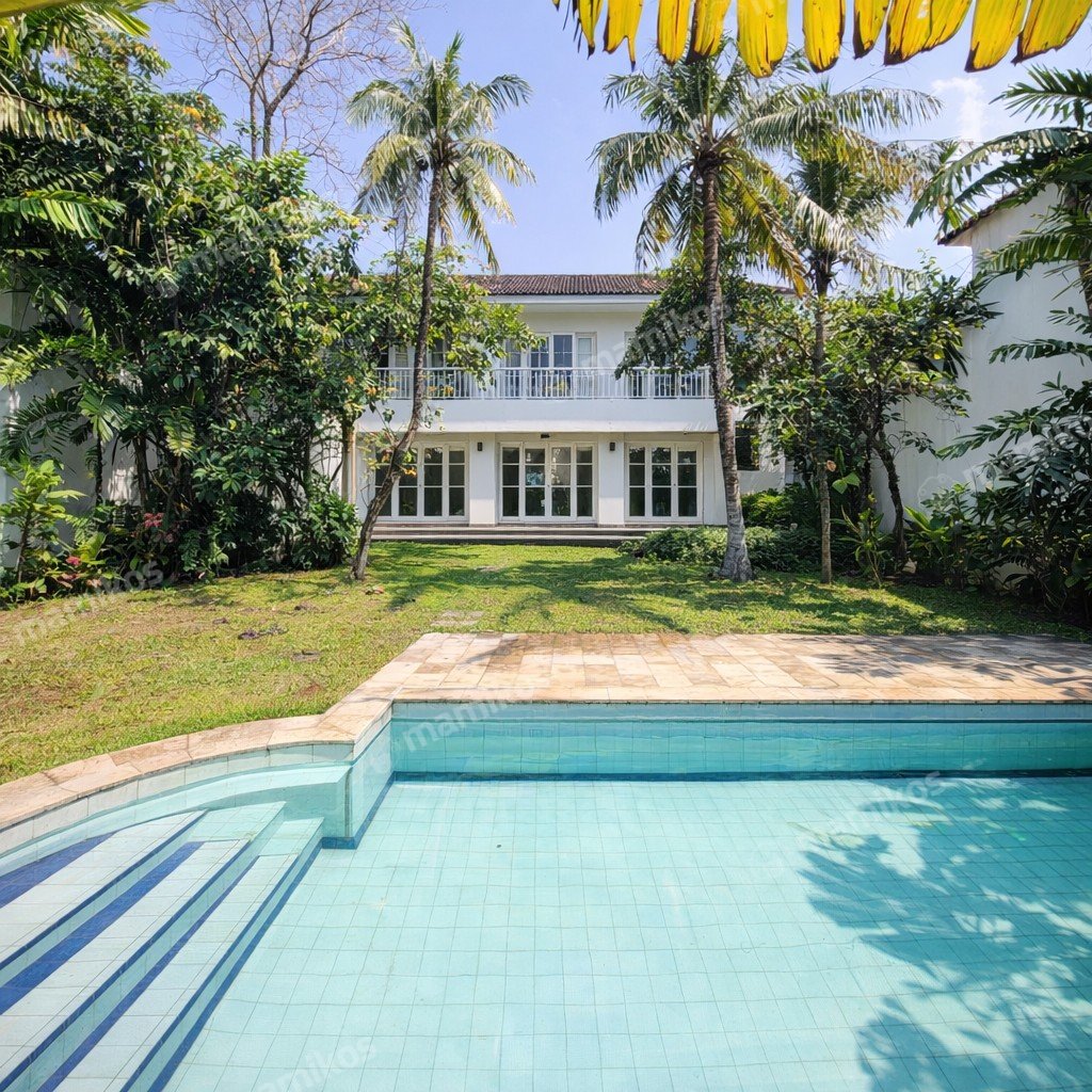 Rumah Sertifikat SHM 5 Kamar Tidur 5 Kamar Mandi Kemang Jakarta Selatan - Photo 2