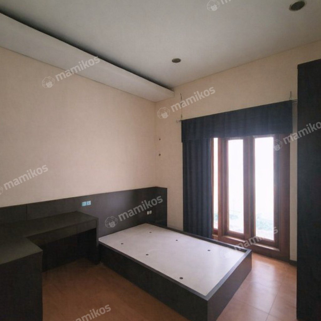 Rumah Sertifikat SHM 5 Kamar Tidur 4 Kamar Mandi Pondok Indah Jakarta Selatan - Photo 2