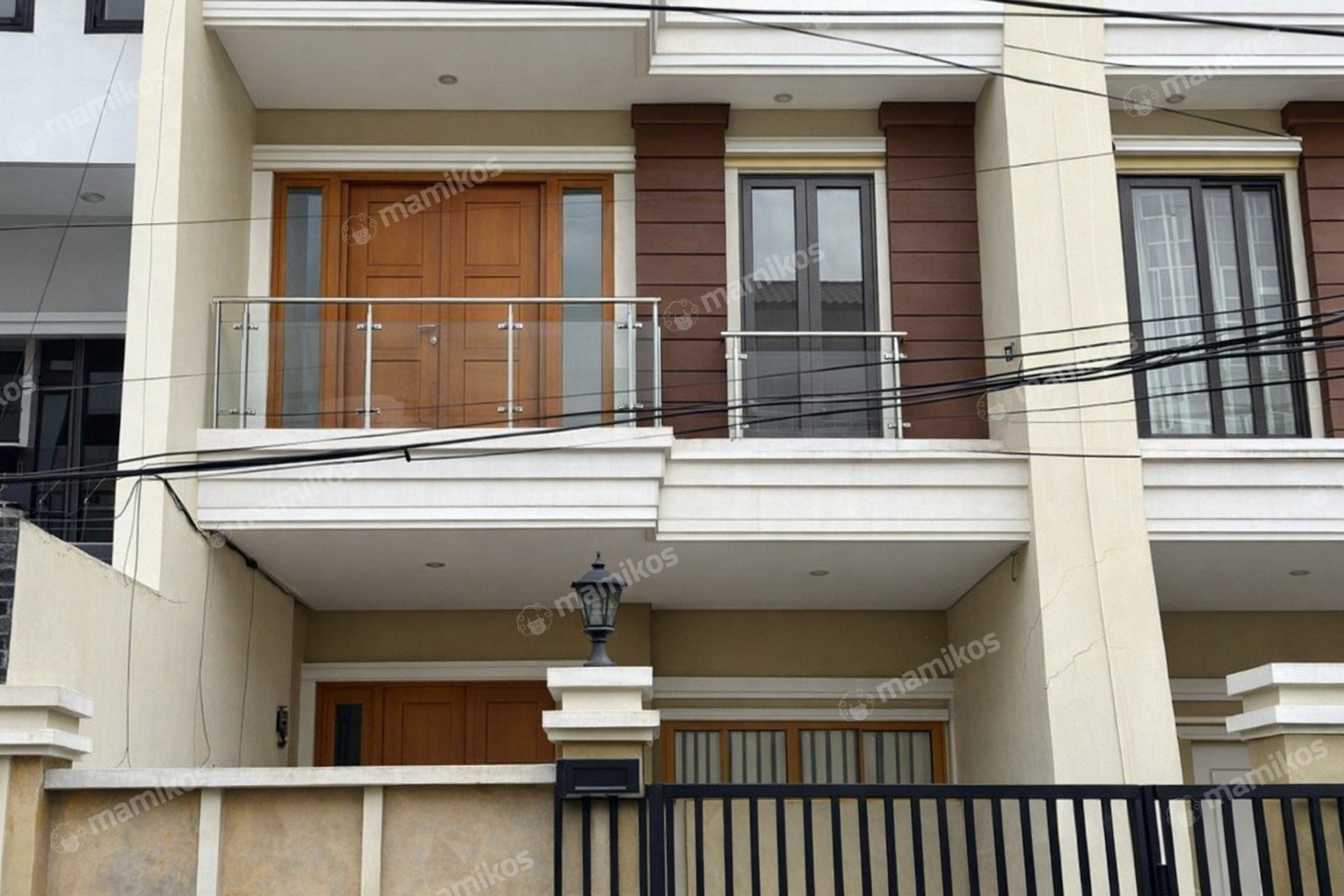 Rumah 3KT 3KM Taman Ratu Jakarta Barat