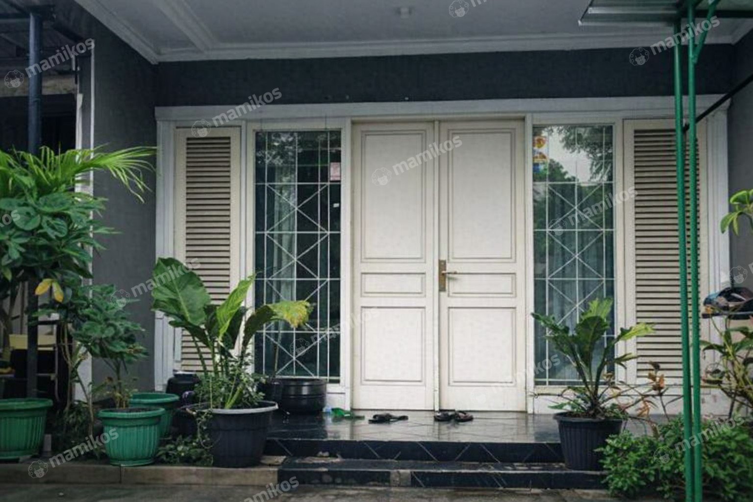 Rumah Sertifikat SHM 6 Kamar Tidur 3 Kamar Mandi Condet Jakarta Timur