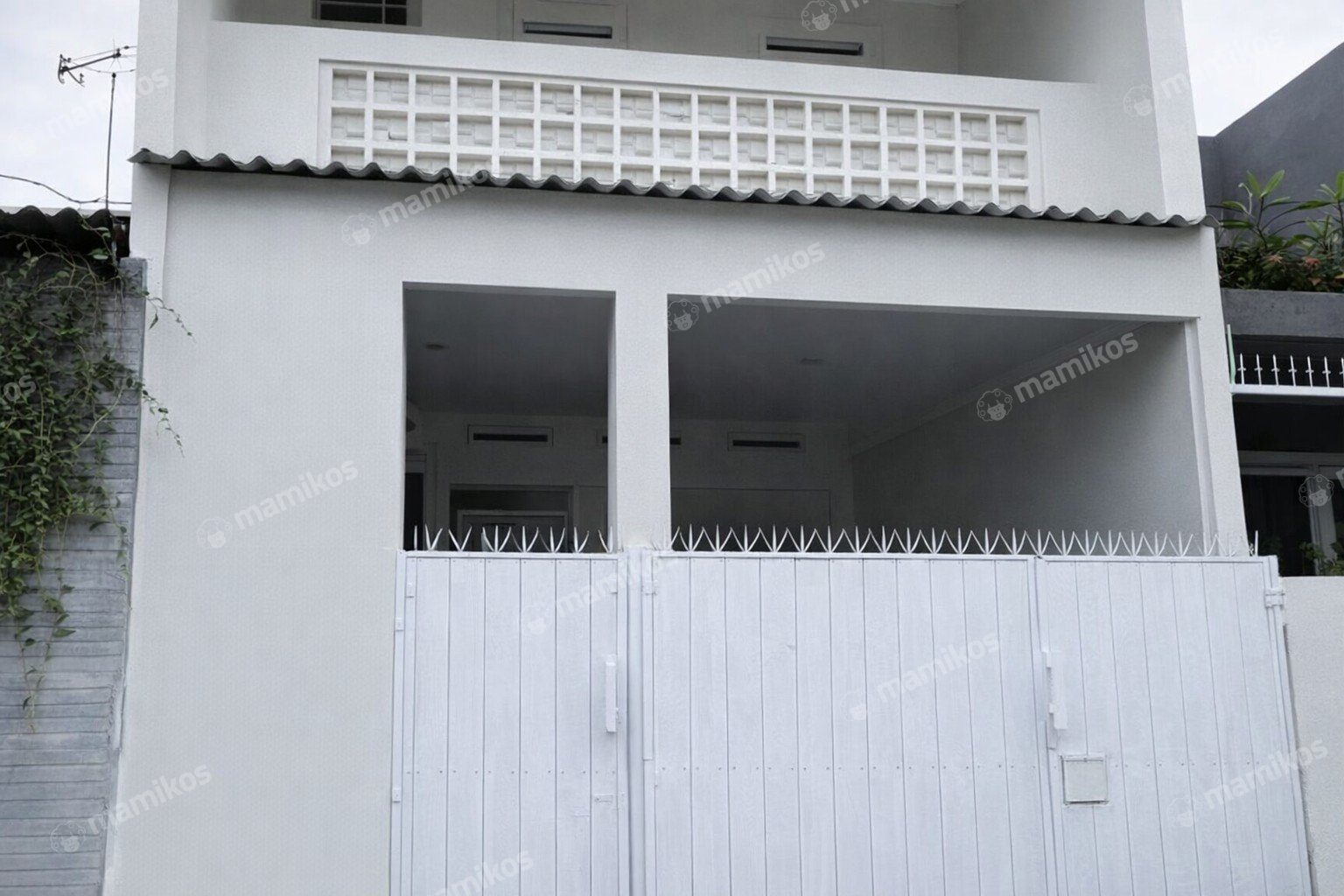 Rumah Sertifikat SHM 3 Kamar Tidur 2 Kamar Mandi Slipi Jakarta Barat