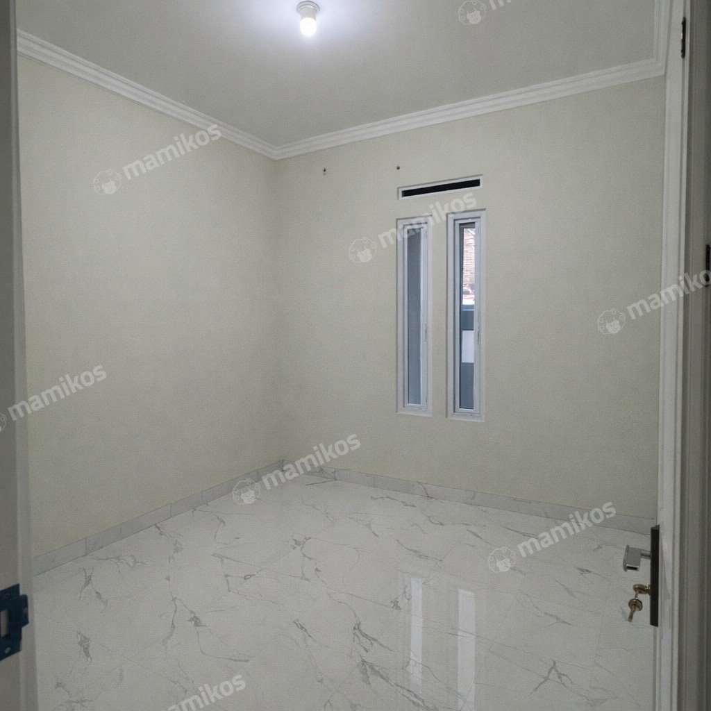 Rumah Sertifikat SHM 3 Kamar Tidur 2 Kamar Mandi Slipi Jakarta Barat - Photo 4