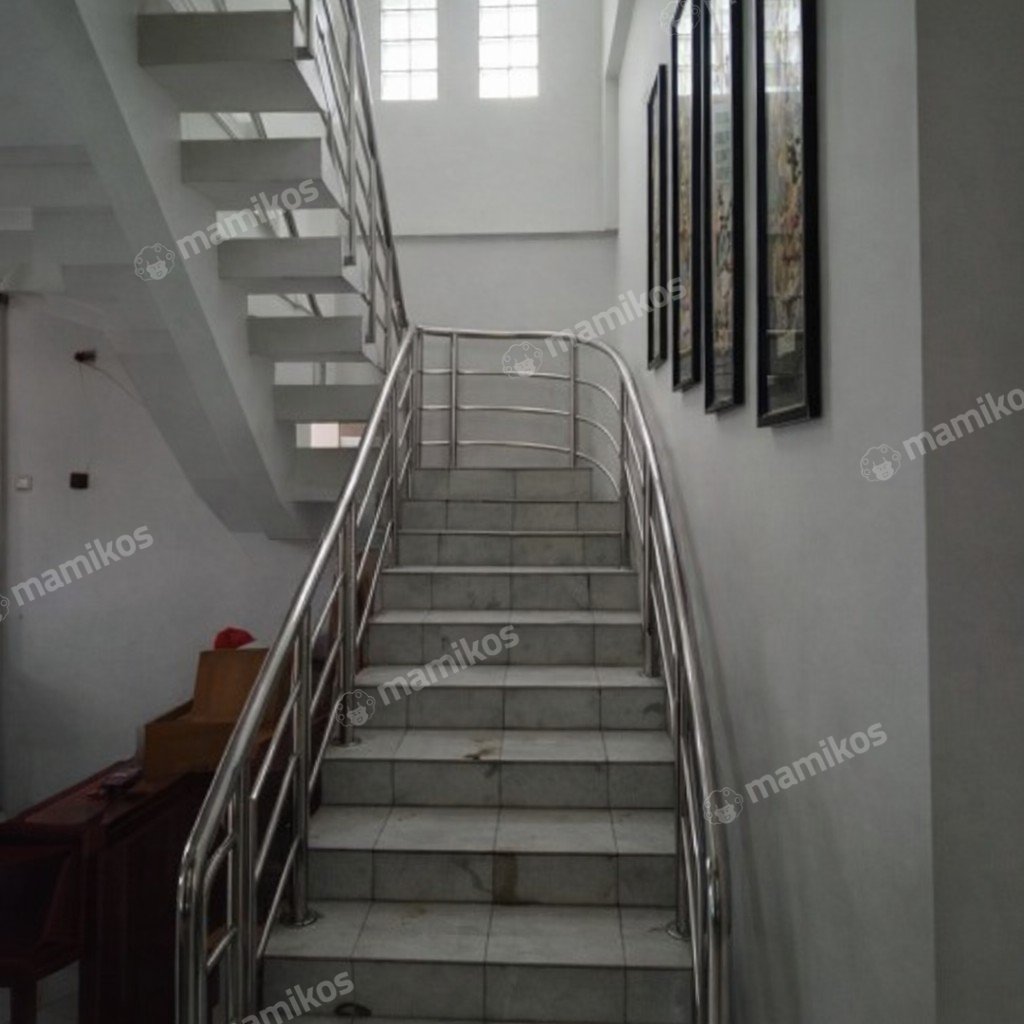 Rumah Sertifikat SHM 3 Kamar Tidur 4 Kamar Mandi Tanjung Duren Jakarta Barat - Photo 3