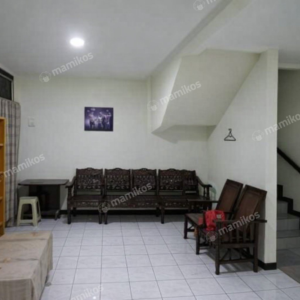 Rumah Sertifikat SHM 3 Kamar Tidur 3 Kamar Mandi Kepa Duri Jakarta Barat - Photo 2
