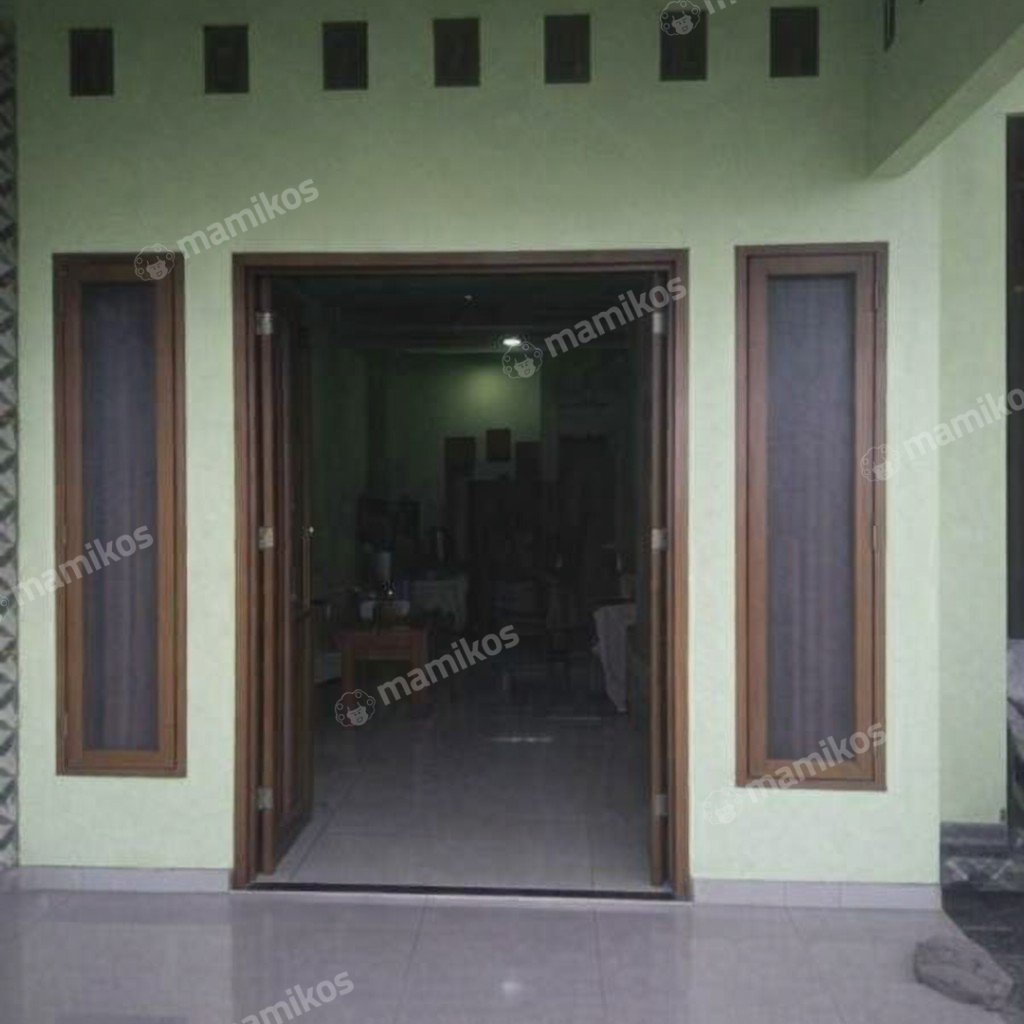 Rumah Sertifikat SHM 3 Kamar Tidur 2 Kamar Mandi Kramat Jati Jakarta Timur - Photo 3