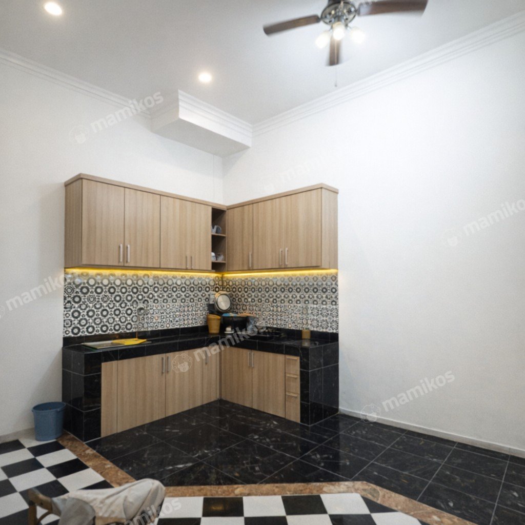 Rumah Sertifikat SHM 5 Kamar Tidur 3 Kamar Mandi Tanjung Duren Utara Jakarta Barat - Photo 4