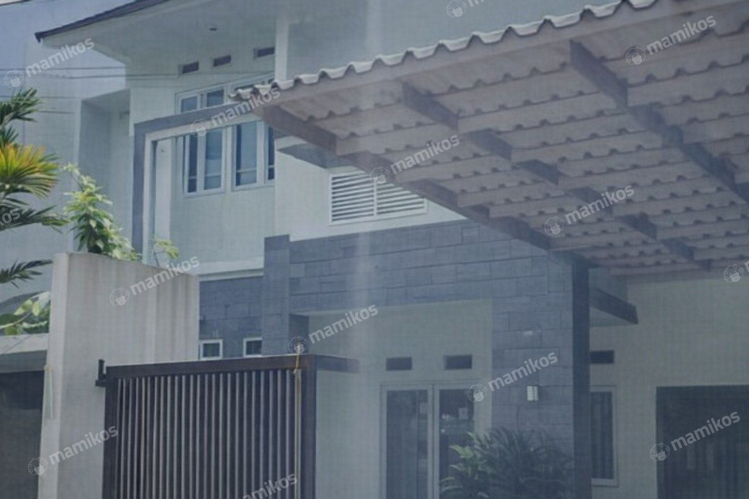 Rumah Sertifikat SHM 6 Kamar Tidur 6 Kamar Mandi Cibubur Jakarta Timur