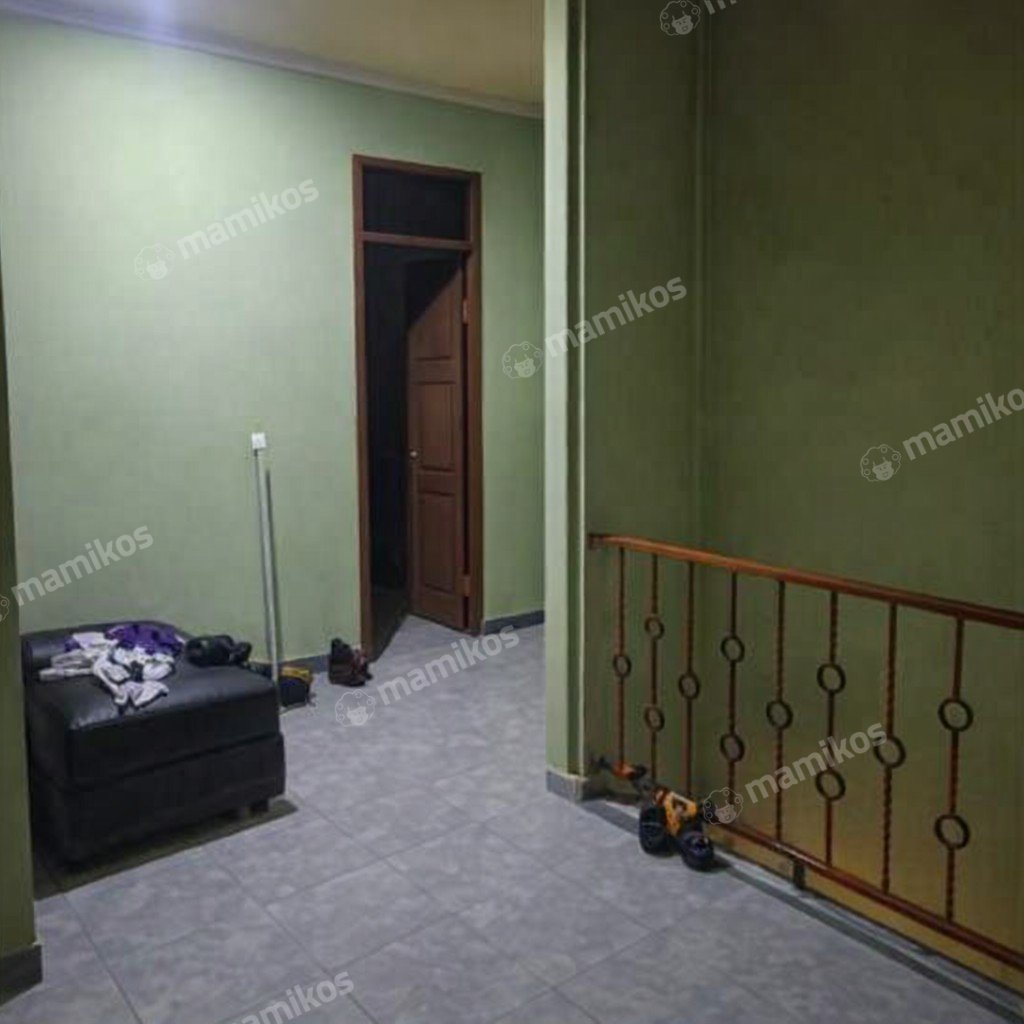 Rumah Sertifikat HGB 5 Kamar Tidur 2 Kamar Mandi Semanan Jakarta Barat - Photo 2