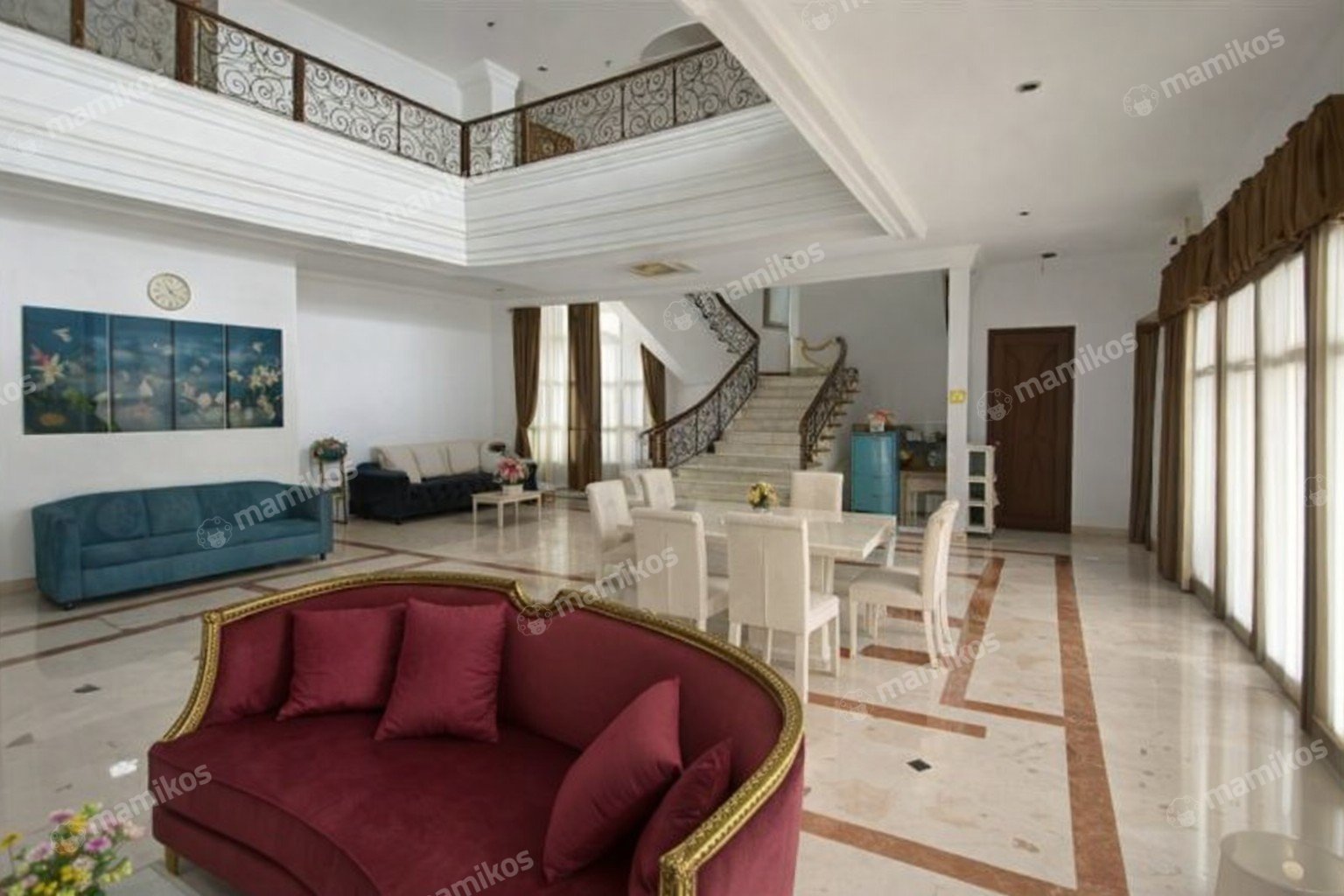 Rumah 8 Kamar Tidur 6 Kamar Mandi Mega Kuningan Jakarta Selatan
