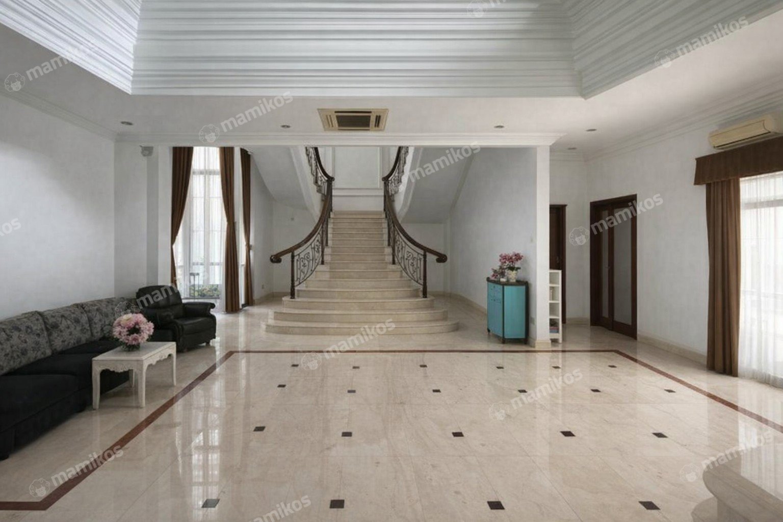 Rumah 8 Kamar Tidur 6 Kamar Mandi Mega Kuningan Jakarta Selatan - Photo 4