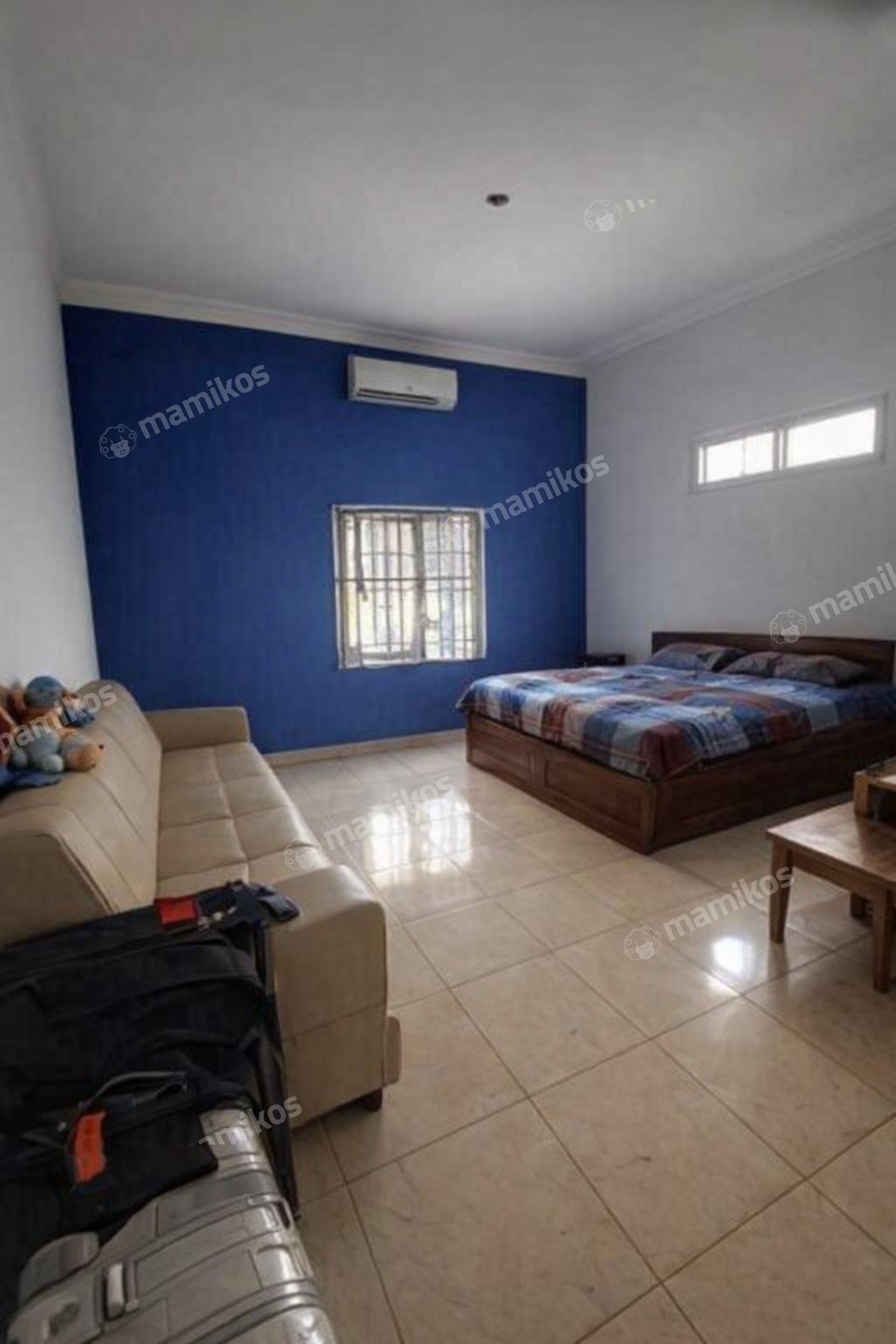 Rumah Sertifikat SHM 4 Kamar Tidur 3 Kamar Mandi Jatiwaringin Jakarta Timur - Photo 4