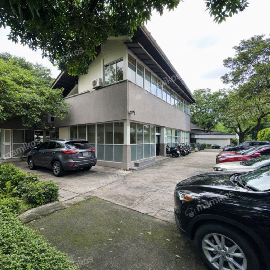 Rumah Sertifikat SHM 5 Kamar Tidur 3 Kamar Mandi Kebayoran Baru Jakarta Selatan - Photo 2