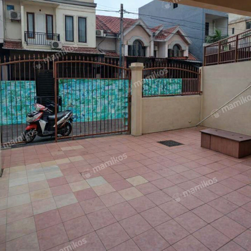 Rumah Sertifikat SHM 5 Kamar Tidur 3 Kamar Mandi Duri Kosambi Jakarta Barat - Photo 2