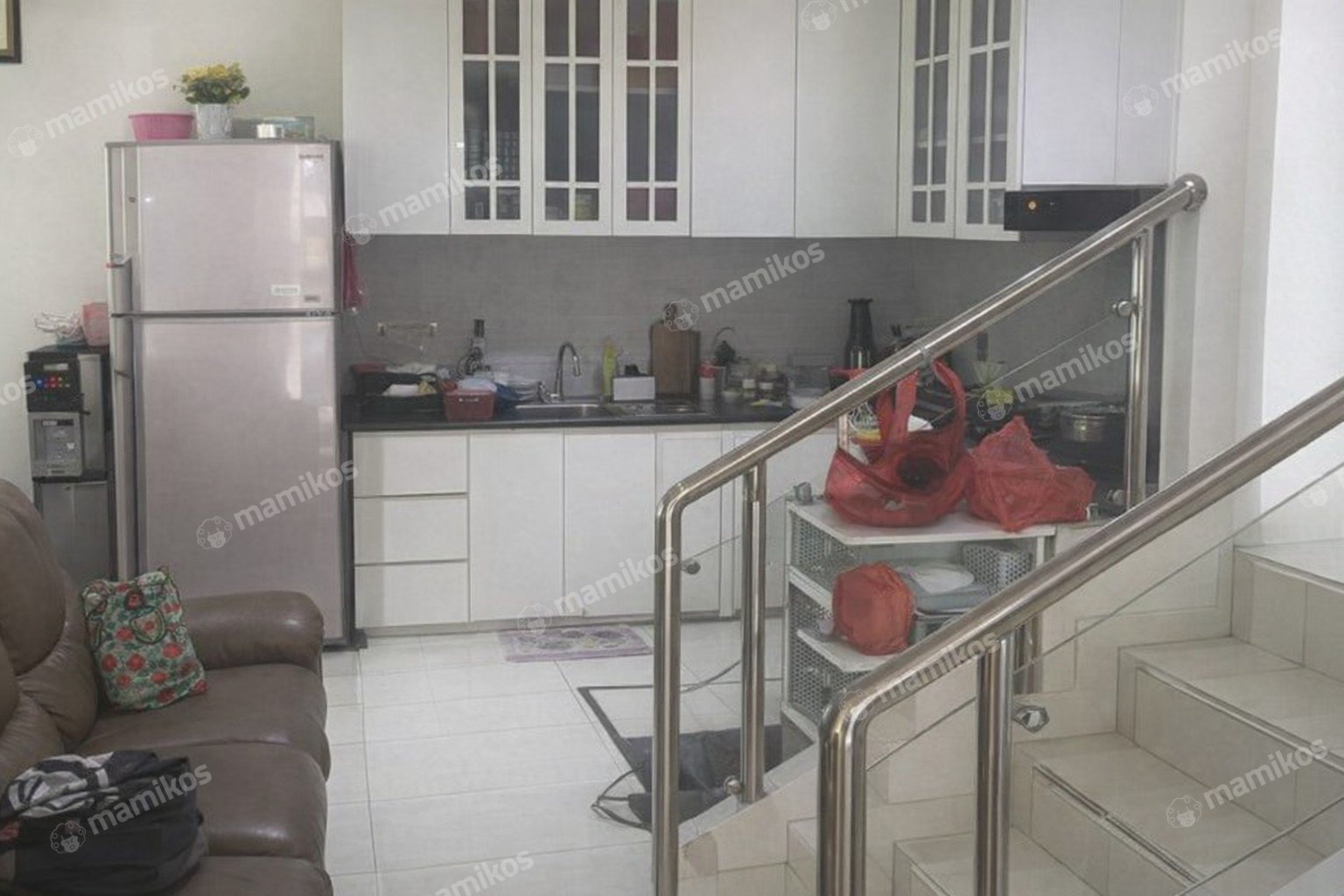 Rumah 3 Kamar Tidur 3 Kamar Mandi 2 Lantai Daan Mogot Jakarta Barat