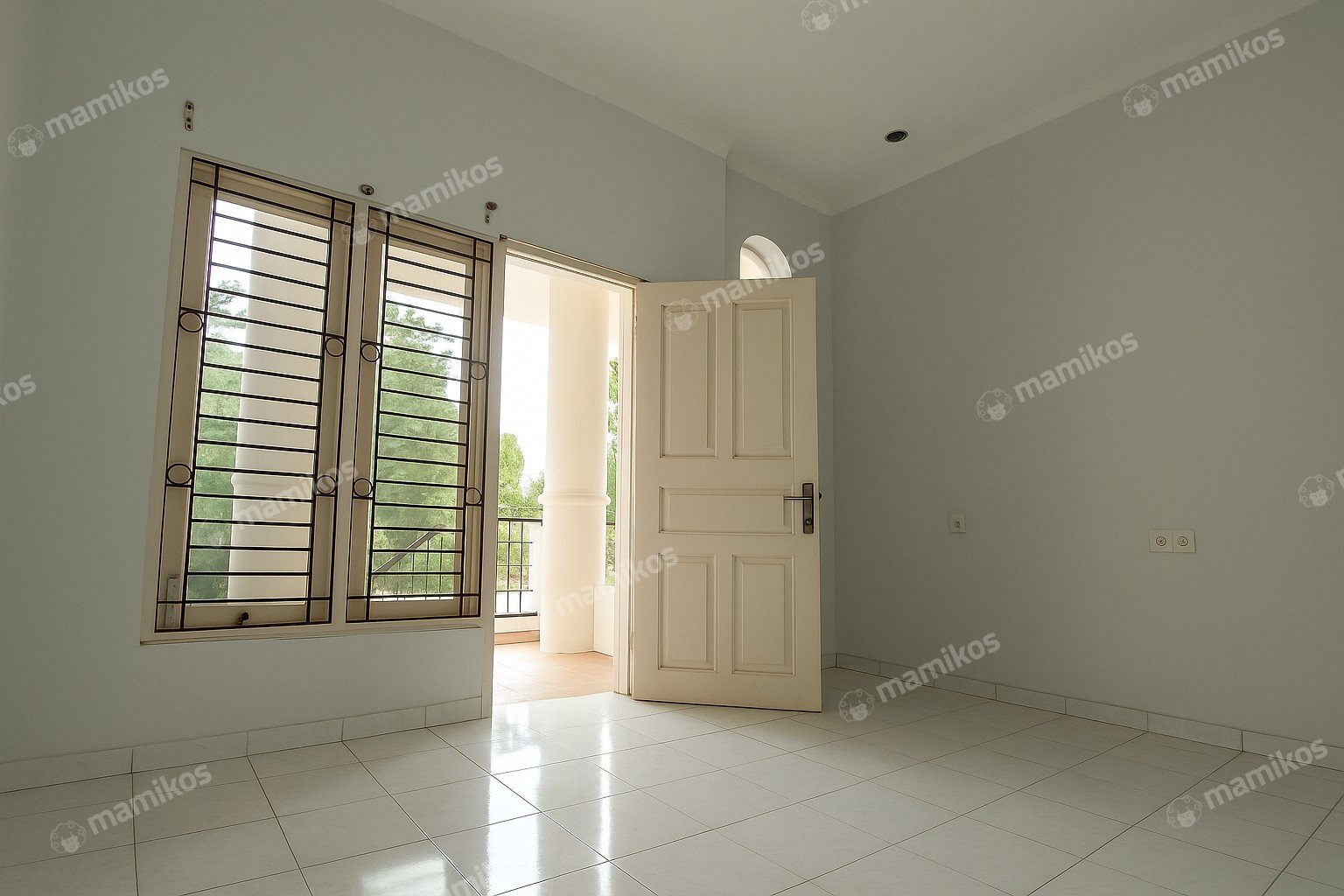 Rumah Sertifikat SHM 3 Kamar Tidur 3 Kamar Mandi Kedoya Utara Jakarta Barat