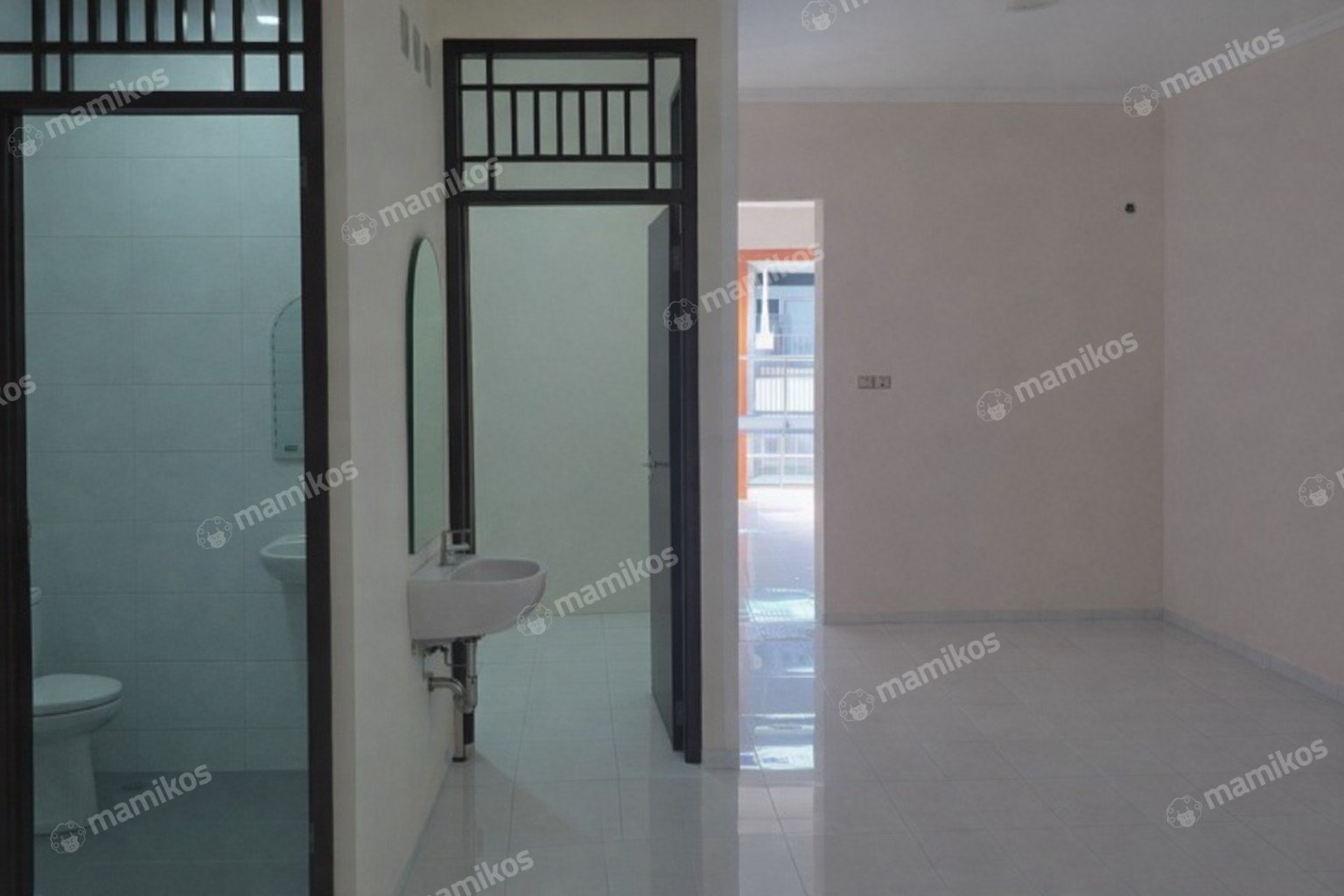 Rumah Sertifikat SHM 4 Kamar Tidur 3 Kamar Mandi Sunter Jakarta Utara