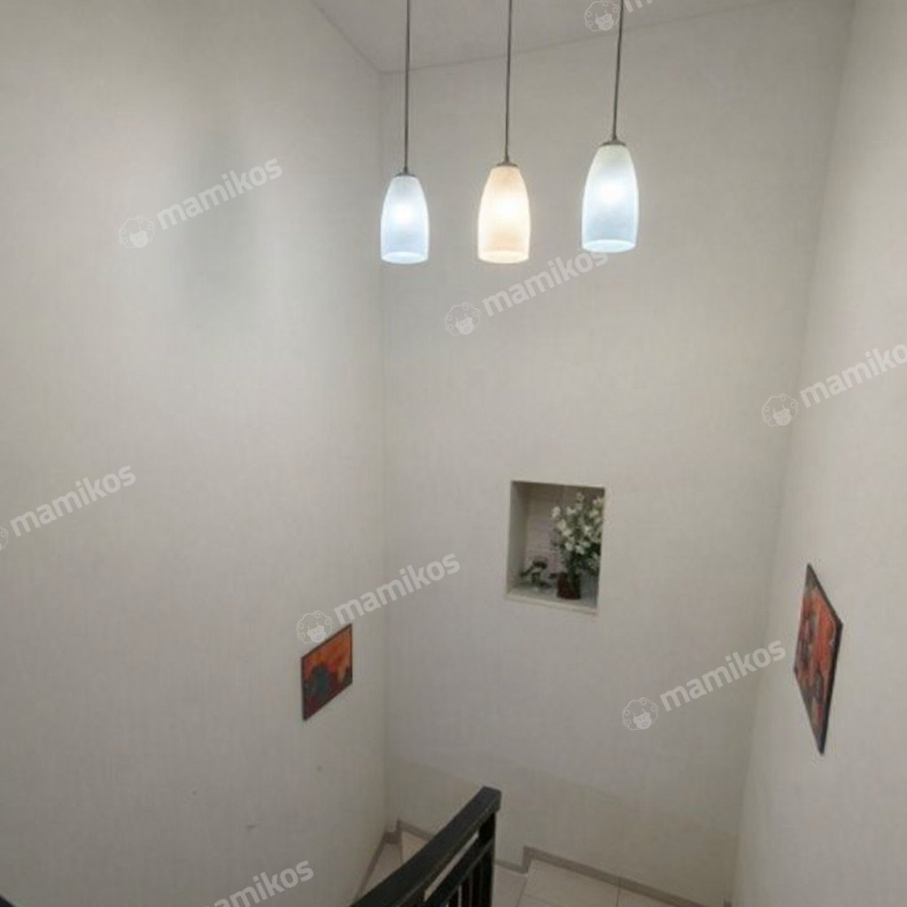 Rumah Sertifikat SHM 3 Kamar Tidur 3 Kamar Mandi Daan Mogot Jakarta Barat - Photo 2