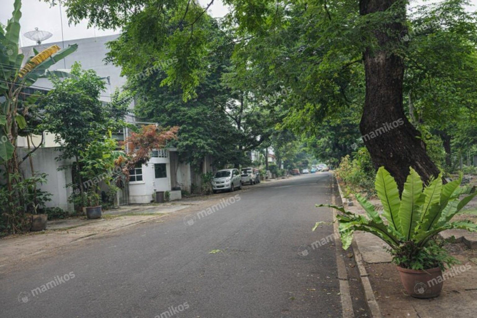 Rumah Sertifikat SHM 4 Kamar Tidur 4 Kamar Mandi Panglima Polim Jakarta Selatan