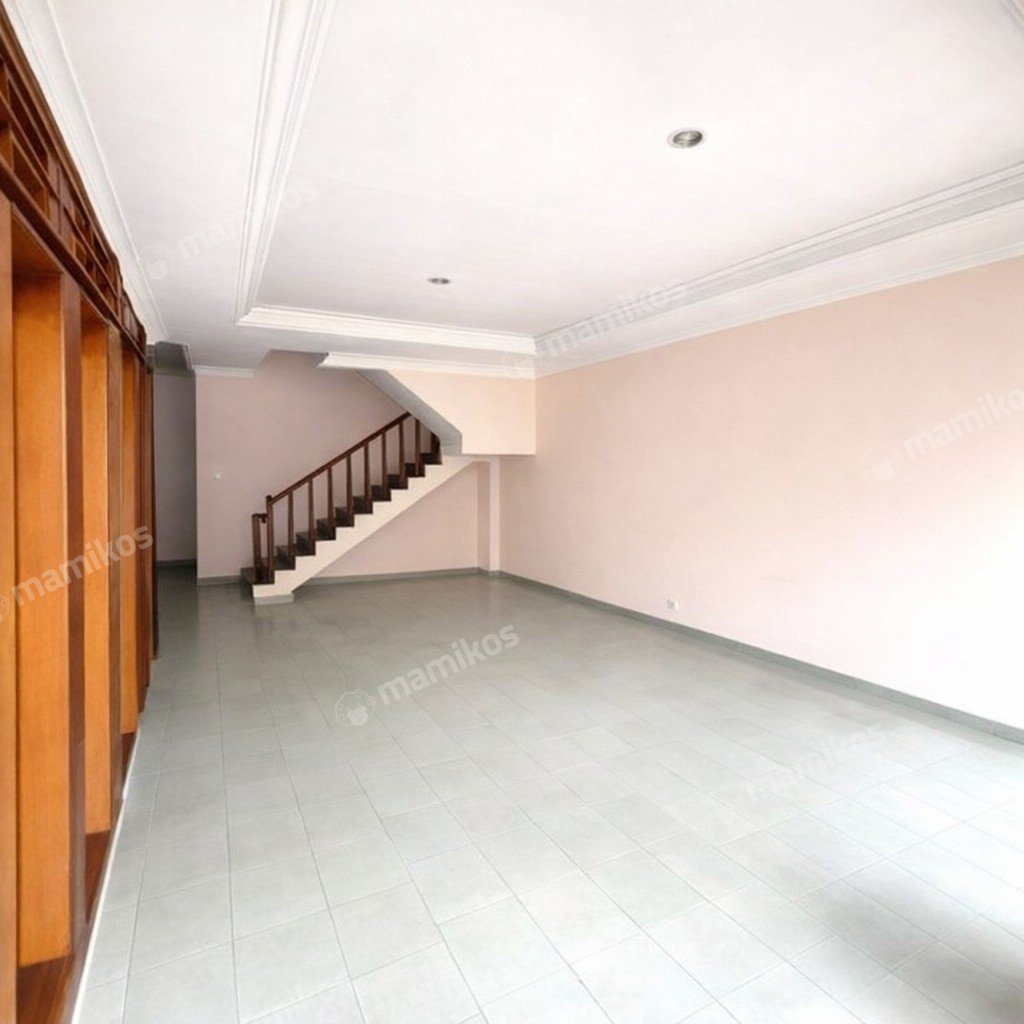 Rumah Sertifikat SHM 3 Kamar Tidur 3 Kamar Mandi Pulomas Jakarta Timur - Photo 2