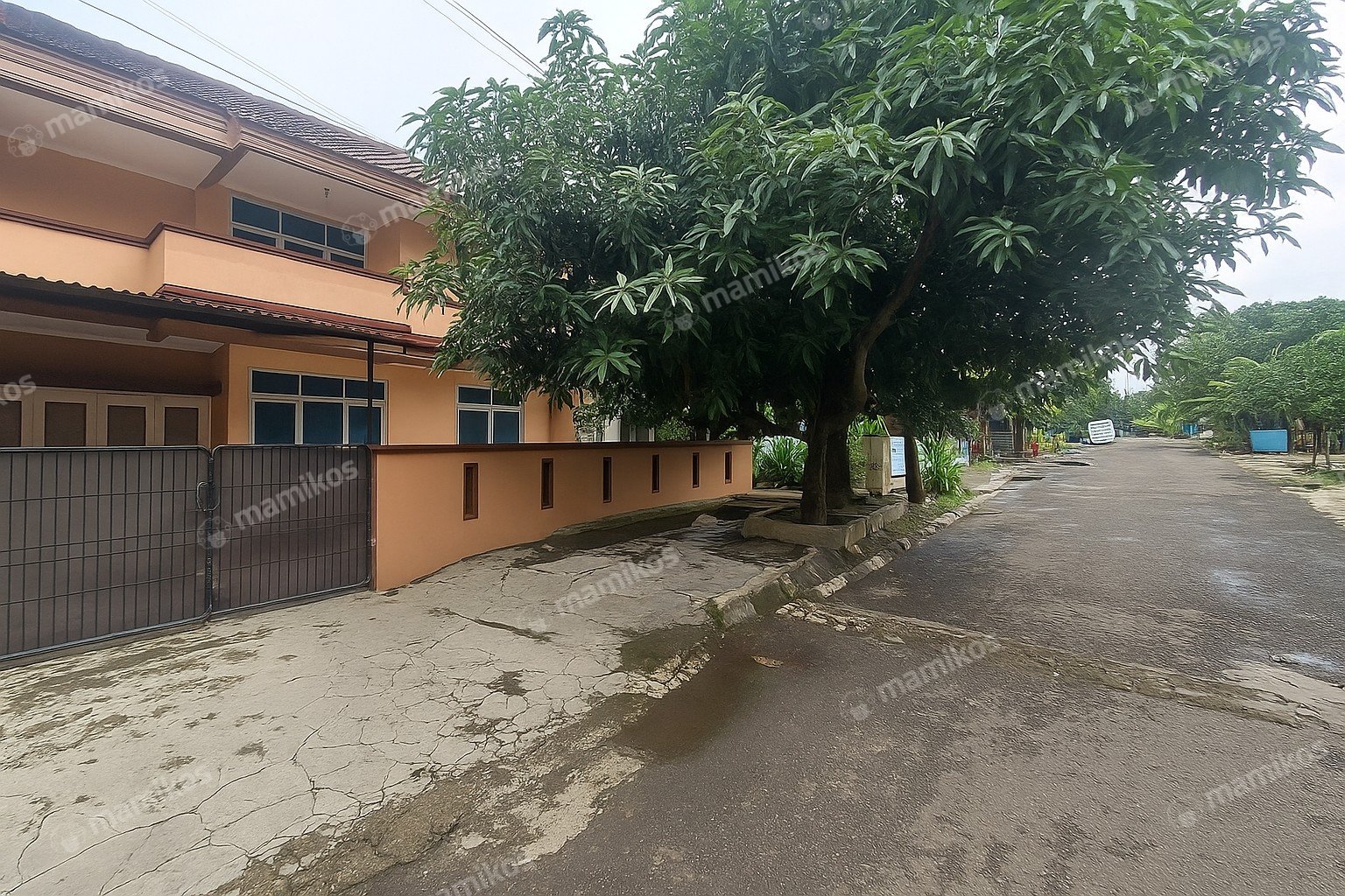 Rumah Sertifikat SHM 4 Kamar Tidur 3 Kamar Mandi Cakung Jakarta Timur