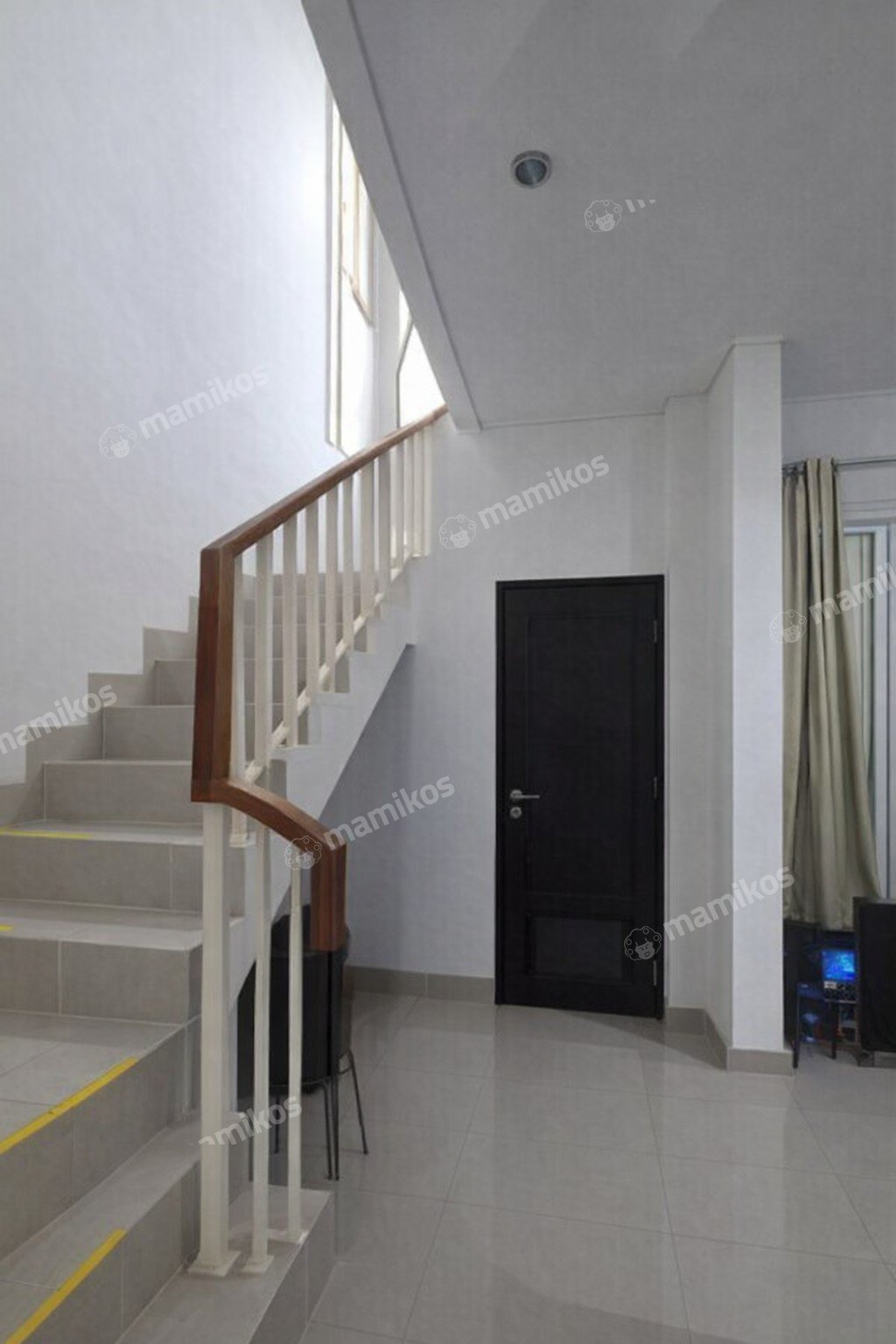 Rumah Sertifikat SHM 3 Kamar Tidur 2 Kamar Mandi Metland Puri Jakarta Barat - Photo 3