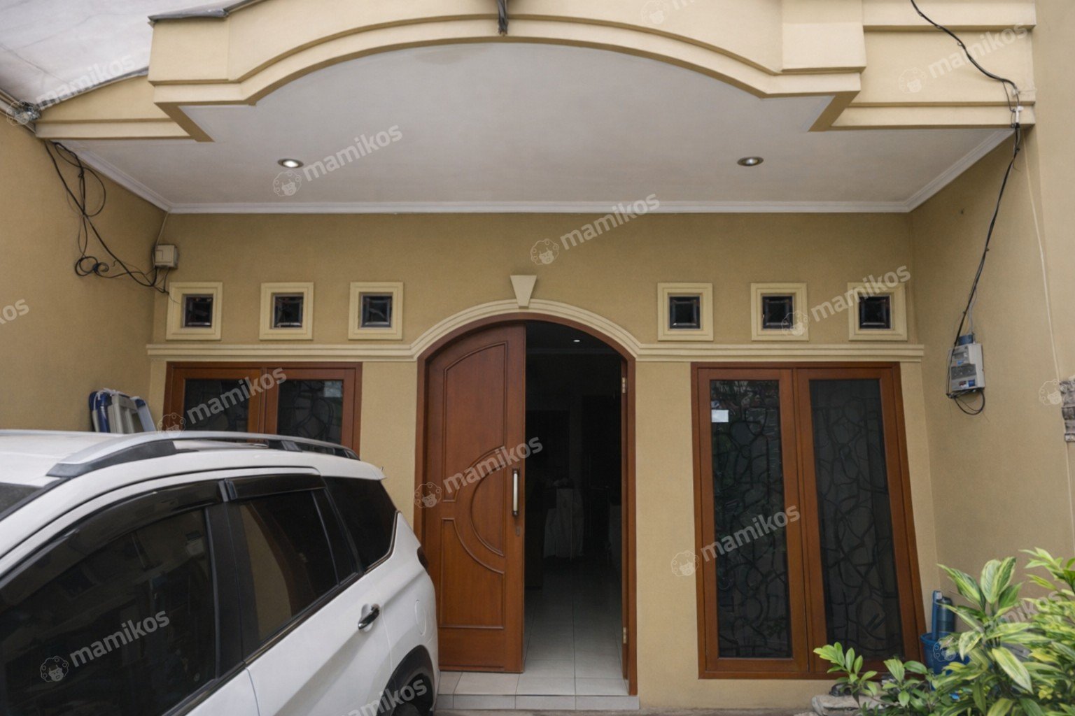 Rumah Sertifikat SHM 3 Kamar Tidur 1 Kamar Mandi Kebon Jeruk Jakarta Barat