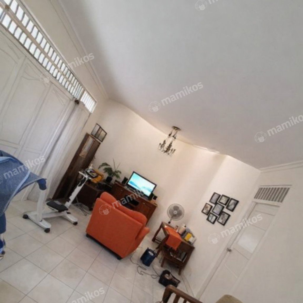 Rumah Sertifikat SHM 5 Kamar Tidur 3 Kamar Mandi Kota Wisata Jakarta Timur - Photo 4