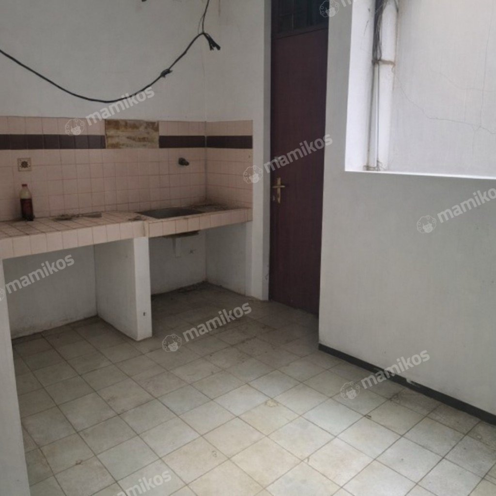 Rumah Sertifikat SHM 4 Kamar Tidur 2 Kamar Mandi Kebon Jeruk Jakarta Barat - Photo 2