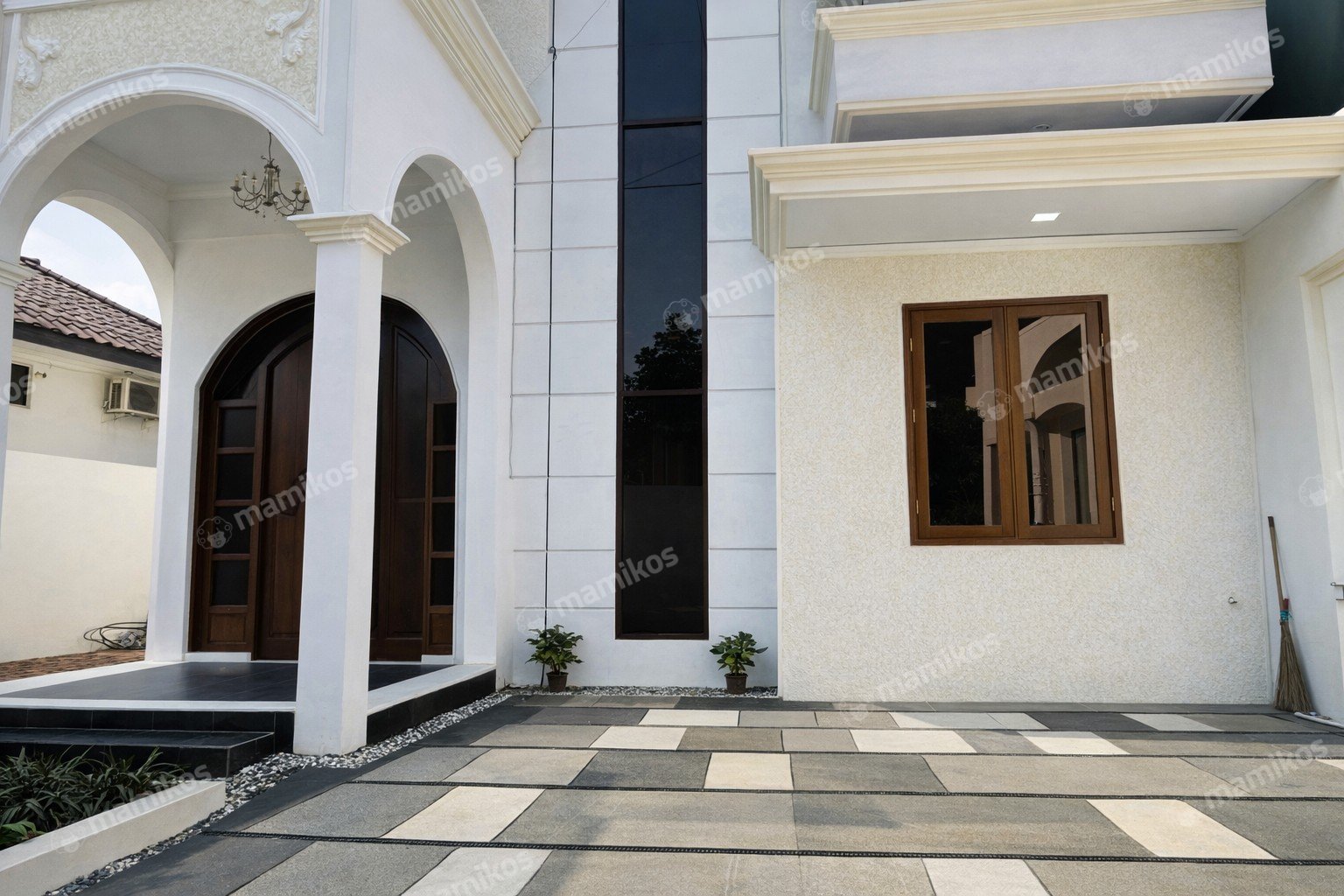 Rumah Sertifikat HGB 4 Kamar Tidur 4 Kamar Mandi Pondok Kelapa Jakarta Timur