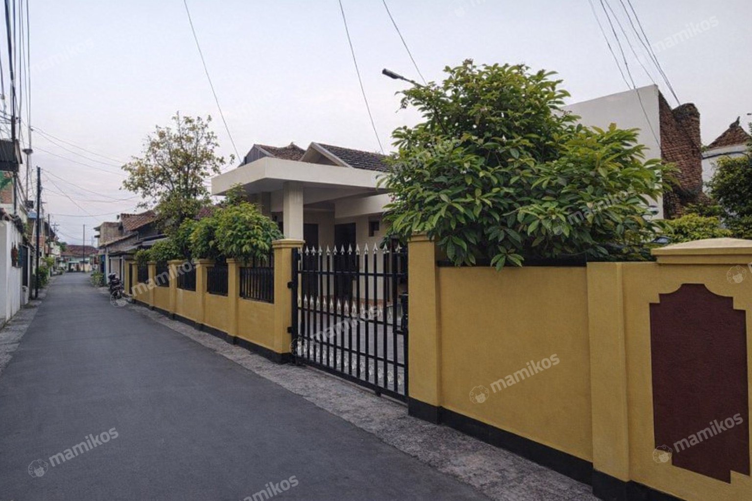 Rumah Sertifikat SHM 7 Kamar Tidur 4 Kamar Mandi Condet Jakarta Timur - Photo 3