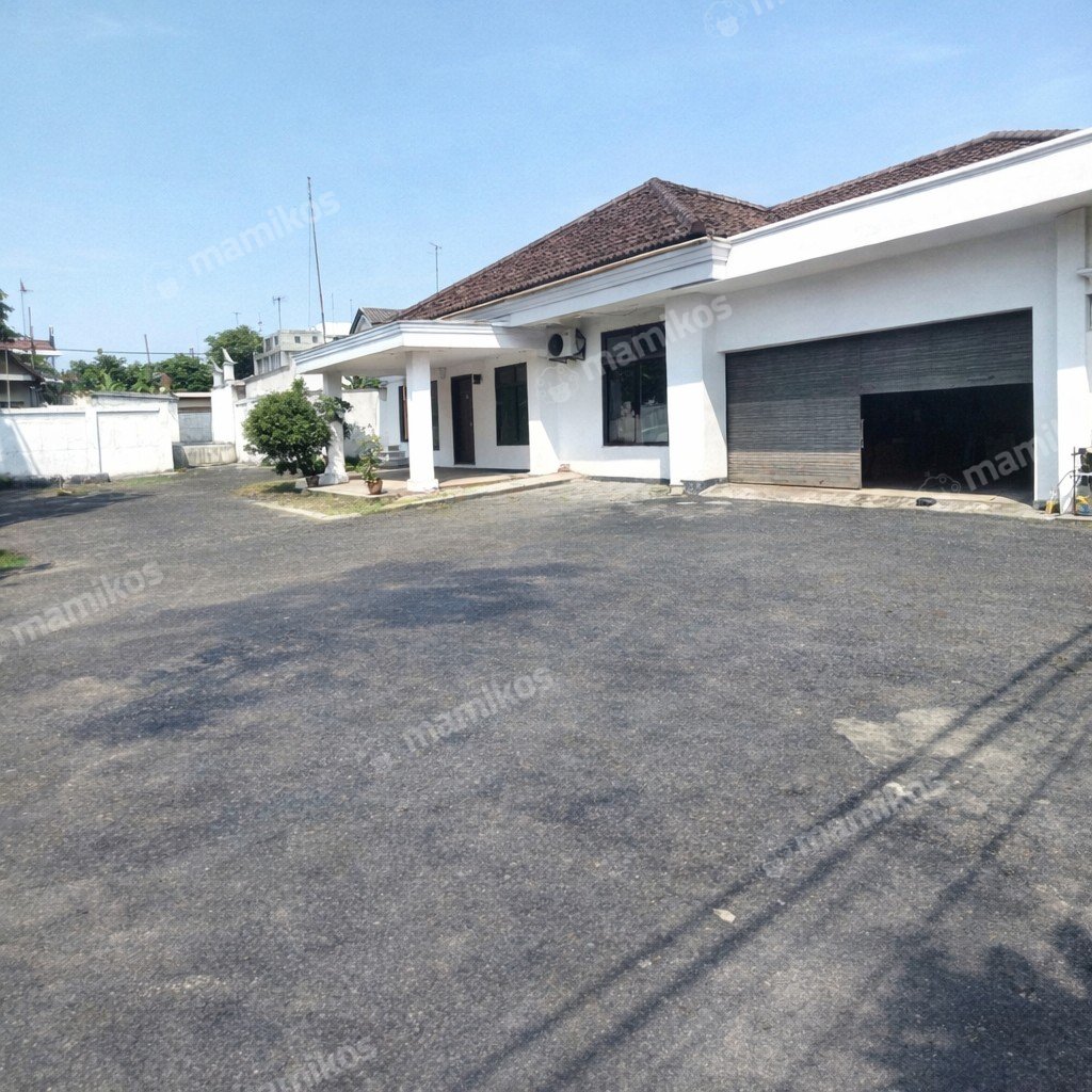 Rumah Sertifikat SHM 4 Kamar Tidur 4 Kamar Mandi Jatinegara Jakarta Timur - Photo 5