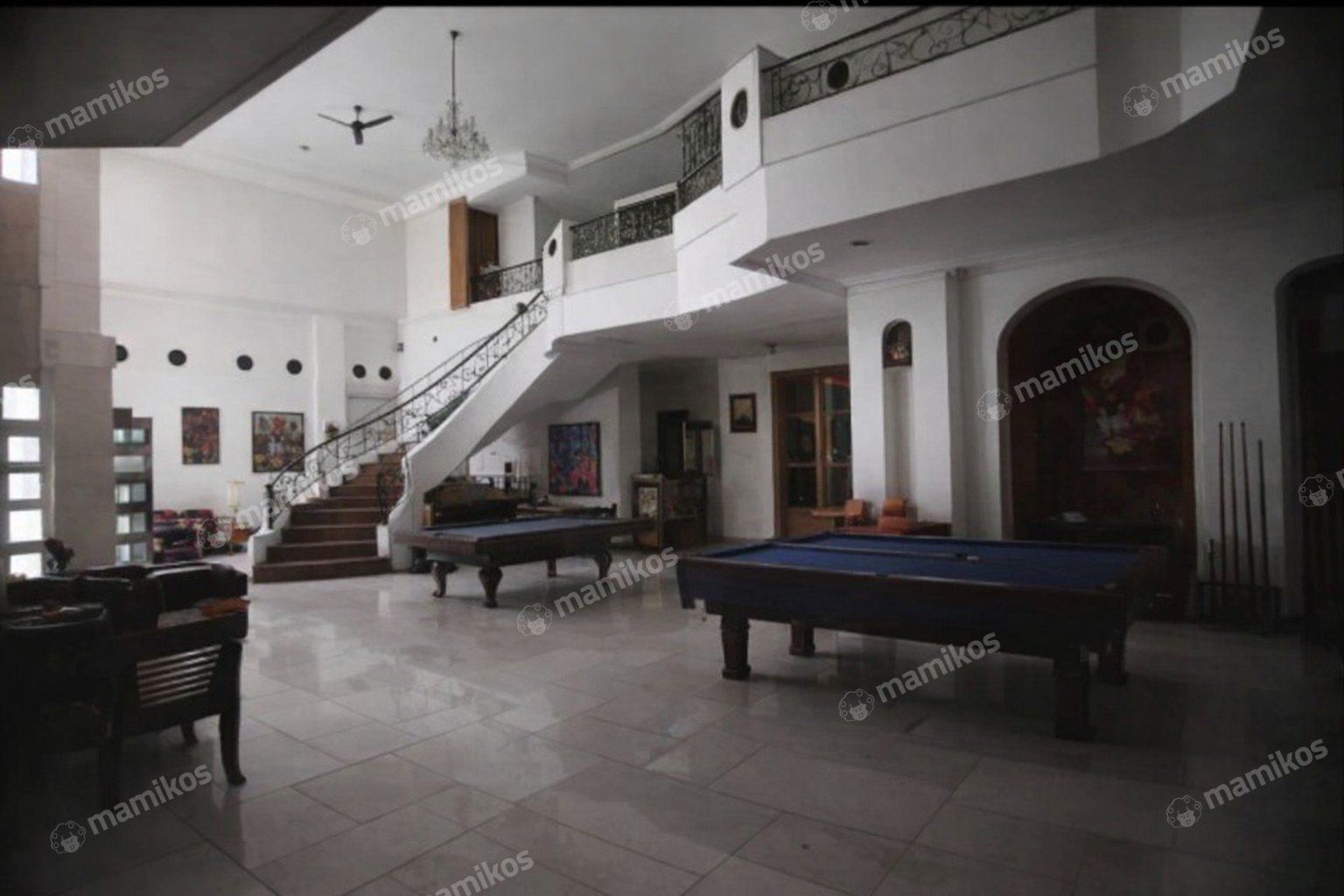 Rumah 5 Kamar Tidur 4 Kamar Mandi 2 Lantai Ragunan Jakarta Selatan - Photo 3
