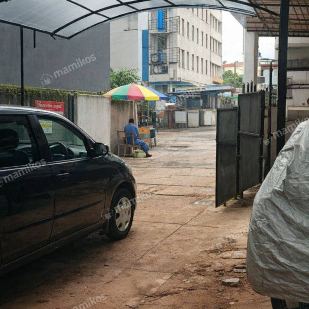 Rumah Sertifikat SHM 6 Kamar Tidur 4 Kamar Mandi Kemang Jakarta Selatan - Photo 2