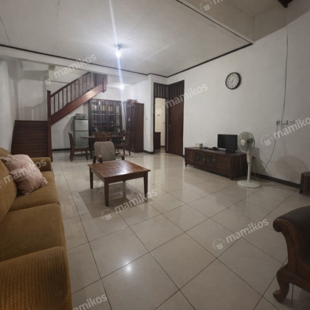 Rumah Sertifikat SHM 5 Kamar Tidur 4 Kamar Mandi Sunrise Garden Jakarta Barat - Photo 4