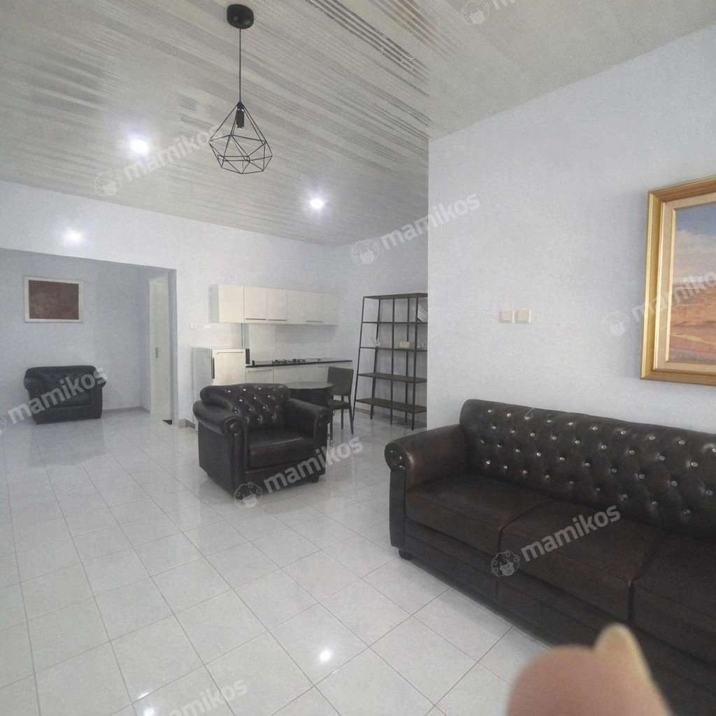 Rumah 3 Kamar Tidur 3 Kamar Mandi 2 Lantai Kota Wisata Jakarta Timur - Photo 4