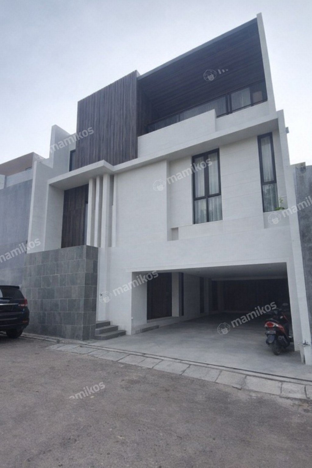 Rumah Sertifikat SHM 4 Kamar Tidur 4 Kamar Mandi Ampera Jakarta Selatan - Photo 2