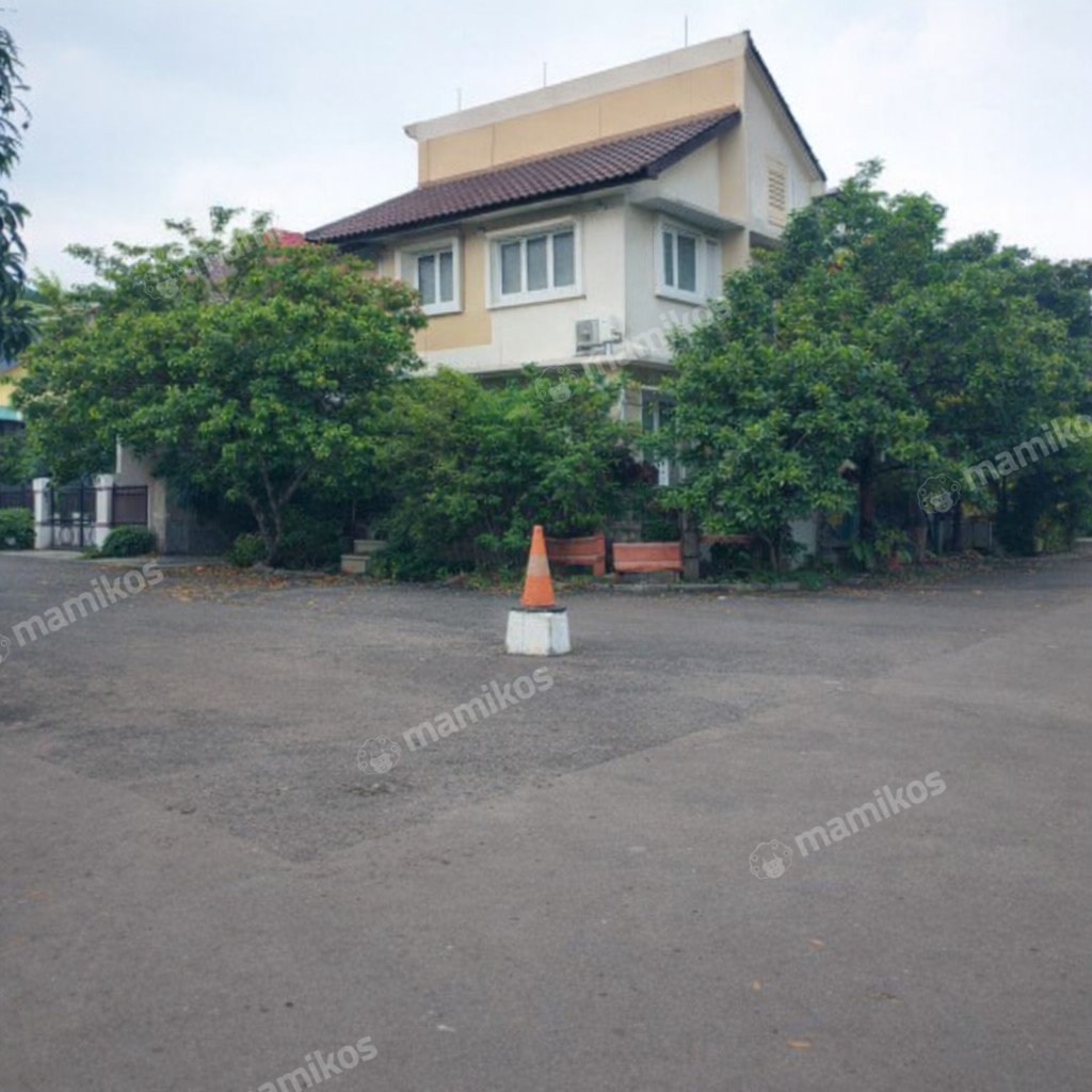 Rumah Sertifikat SHM 4 Kamar Tidur 4 Kamar Mandi Lebak Bulus Jakarta Selatan