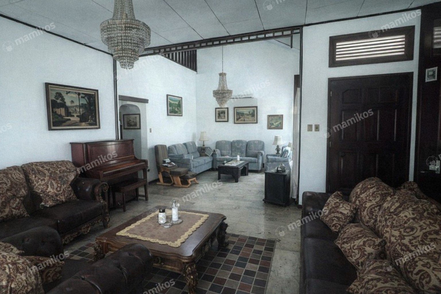 Rumah Sertifikat SHM 5 Kamar Tidur 2 Kamar Mandi Mega Kuningan Jakarta Selatan