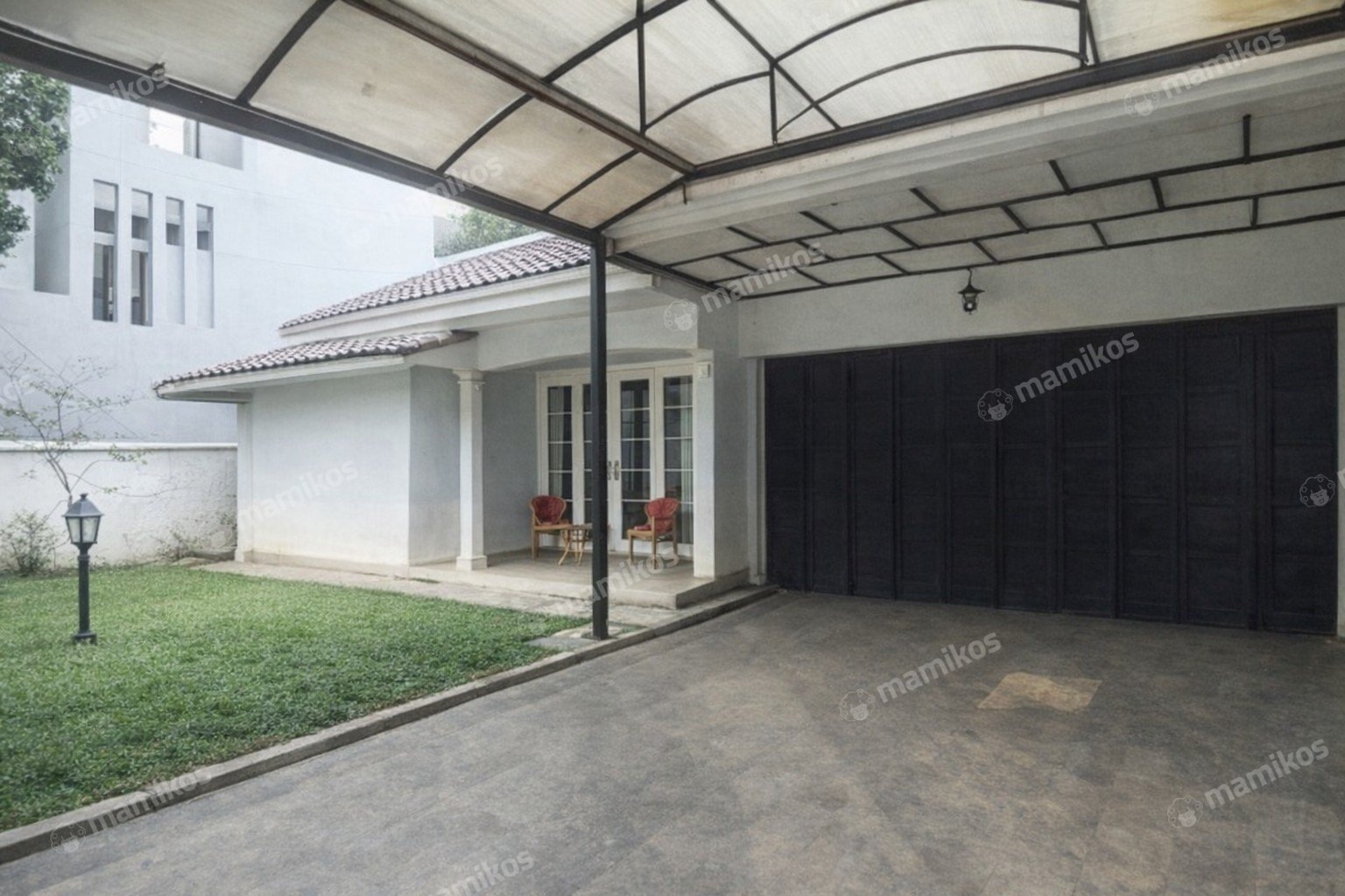 Rumah Sertifikat SHM 5 Kamar Tidur 2 Kamar Mandi Mega Kuningan Jakarta Selatan - Photo 2