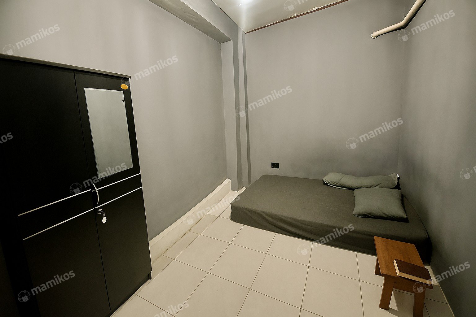 Rumah Sertifikat SHM 22 Kamar Tidur 20 Kamar Mandi Duren Sawit Jakarta Timur - Photo 4