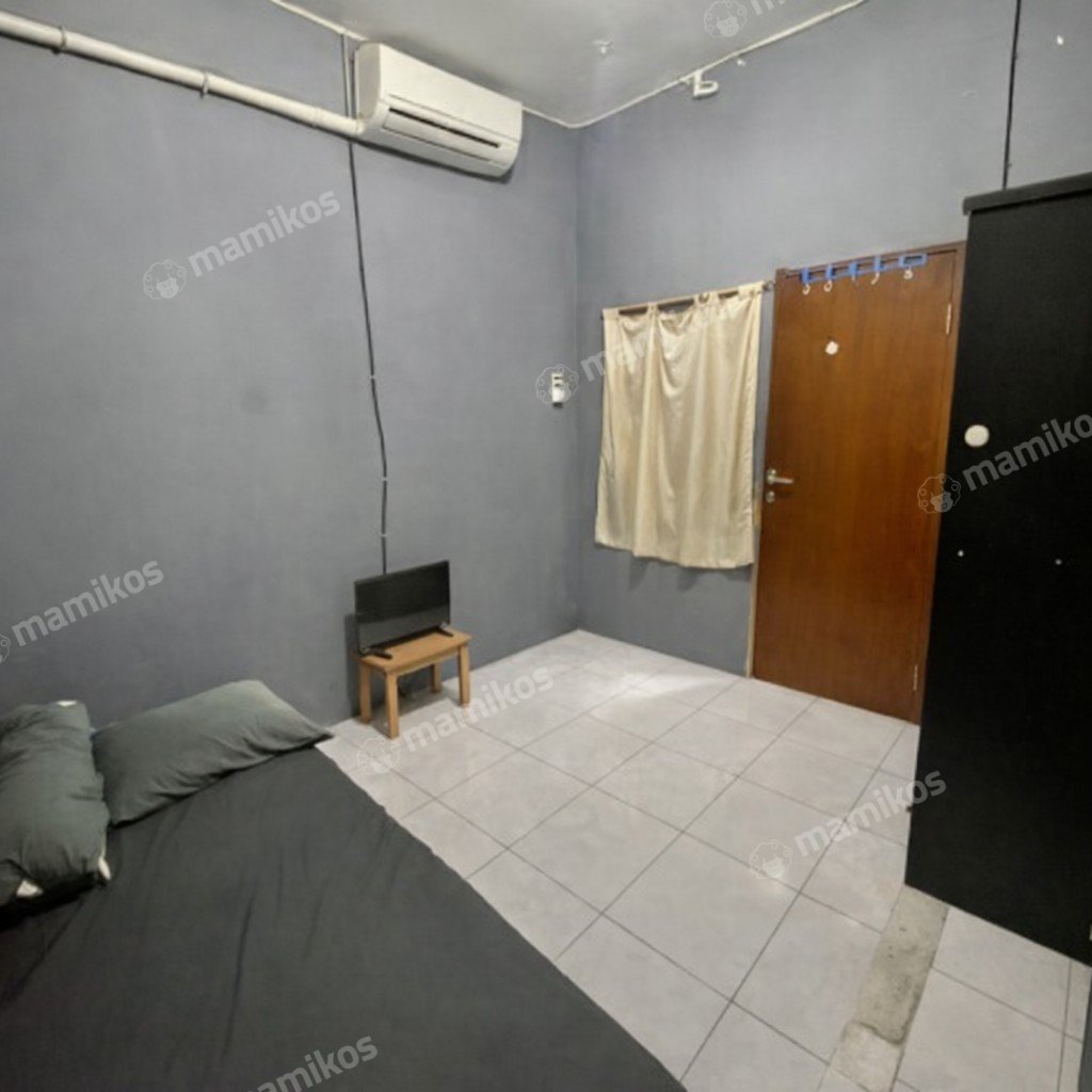 Rumah Sertifikat SHM 22 Kamar Tidur 20 Kamar Mandi Duren Sawit Jakarta Timur - Photo 5
