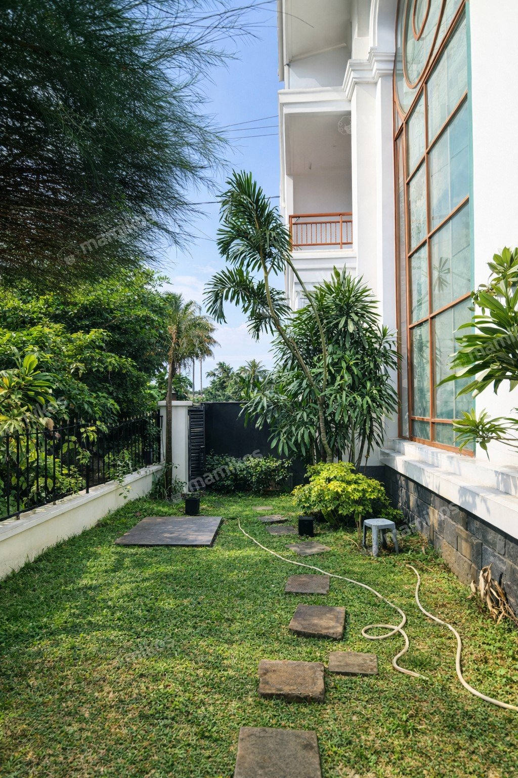 Rumah Sertifikat SHM 6 Kamar Tidur 4 Kamar Mandi Kembangan Jakarta Barat - Photo 4