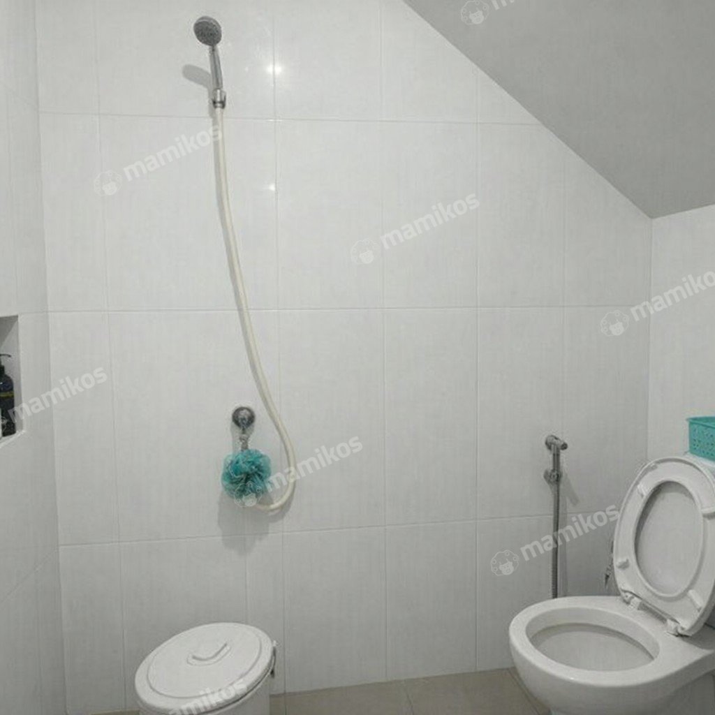 Rumah 3 Kamar Tidur 2 Kamar Mandi 2 Lantai Semanan Jakarta Barat - Photo 4