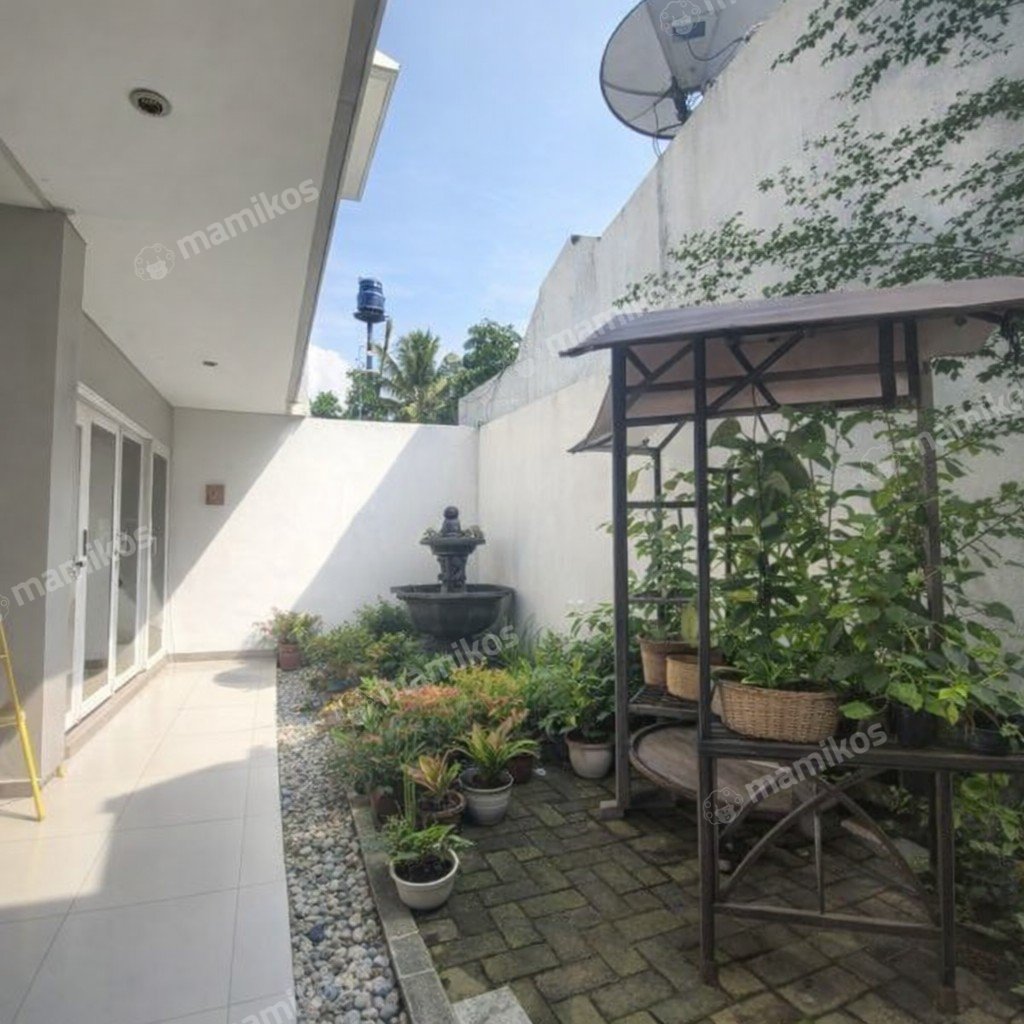 Rumah Sertifikat SHM 5 Kamar Tidur 5 Kamar Mandi Pulo Gadung Jakarta Timur - Photo 5